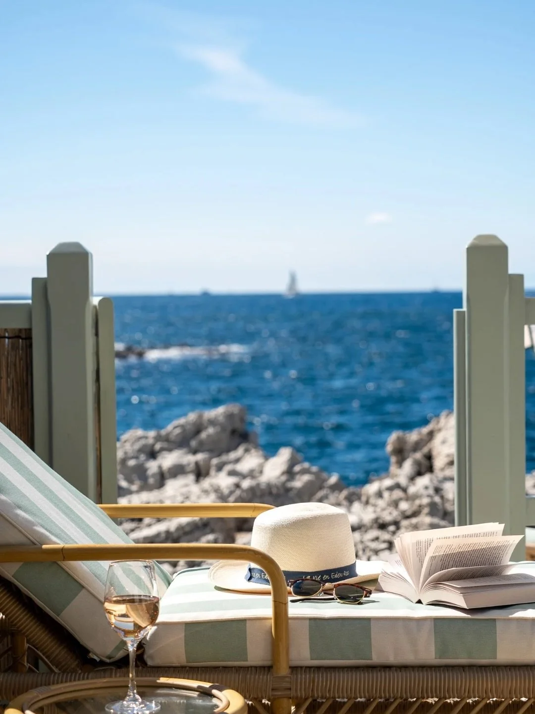 hotelducapedenroc_1774627048_3862173208313105926_190097269.jpg