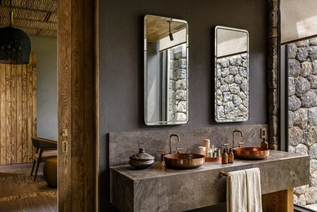 Singita-Kataza-House-Bathroom1-1024x684.jpg