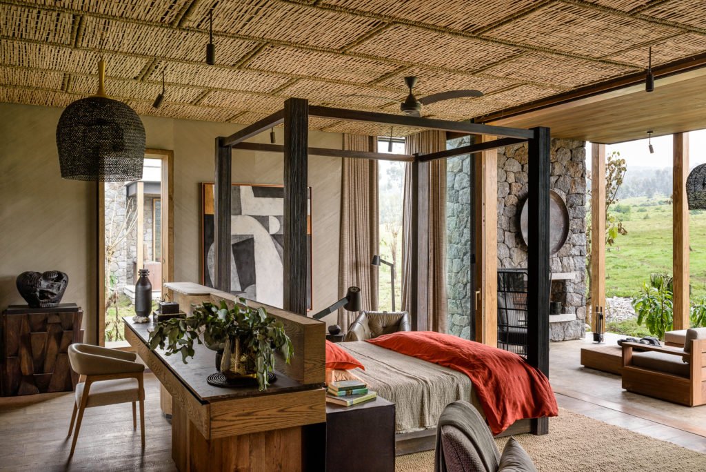 Singita-Kataza-House-Bedroom-1024x684.jpg