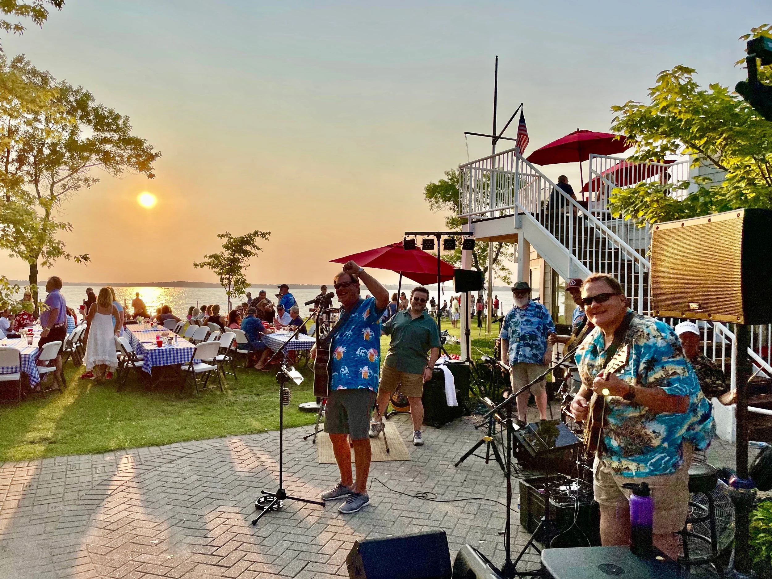Tuxedo Band on Lighthouse Island.jpeg