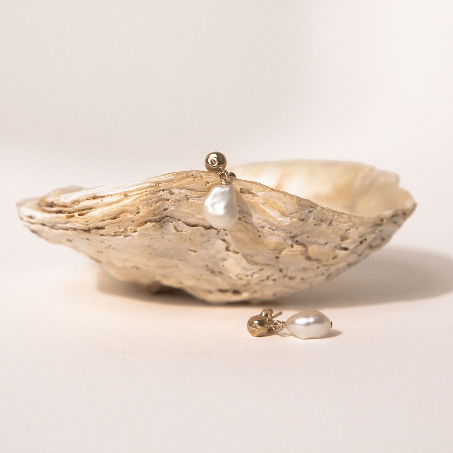 Remnants of Italy, styled and photographed from a little time ago at our space ~ the pearl jewel series.