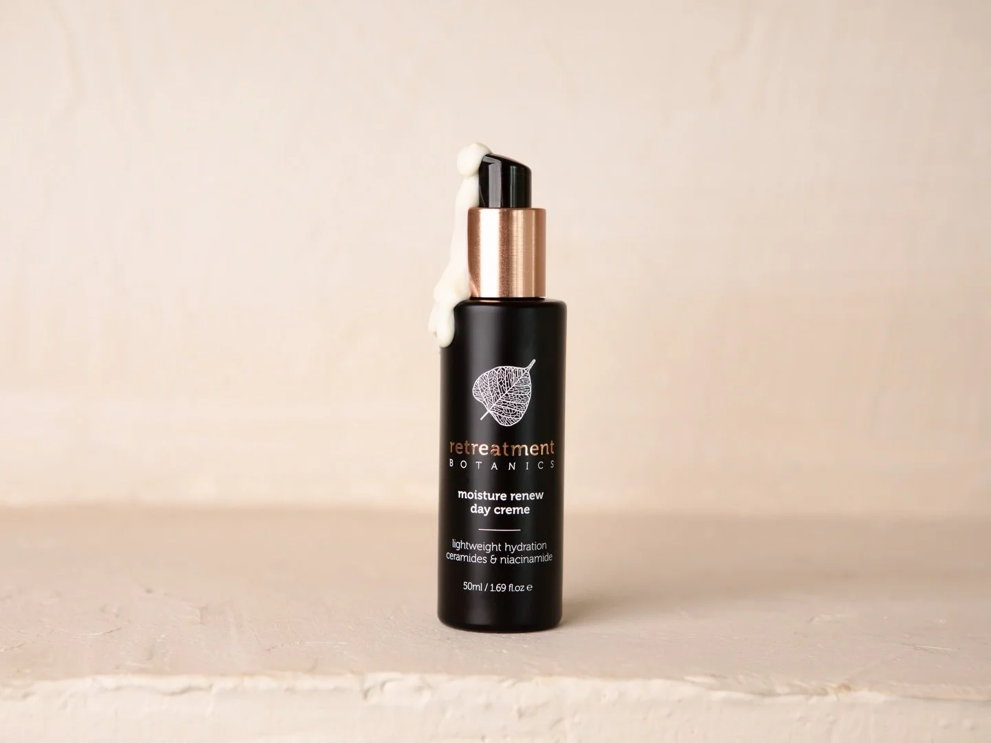 A collection of glowy skin, campaign shot for @retreatmentbotanics on the launch of their newest product.