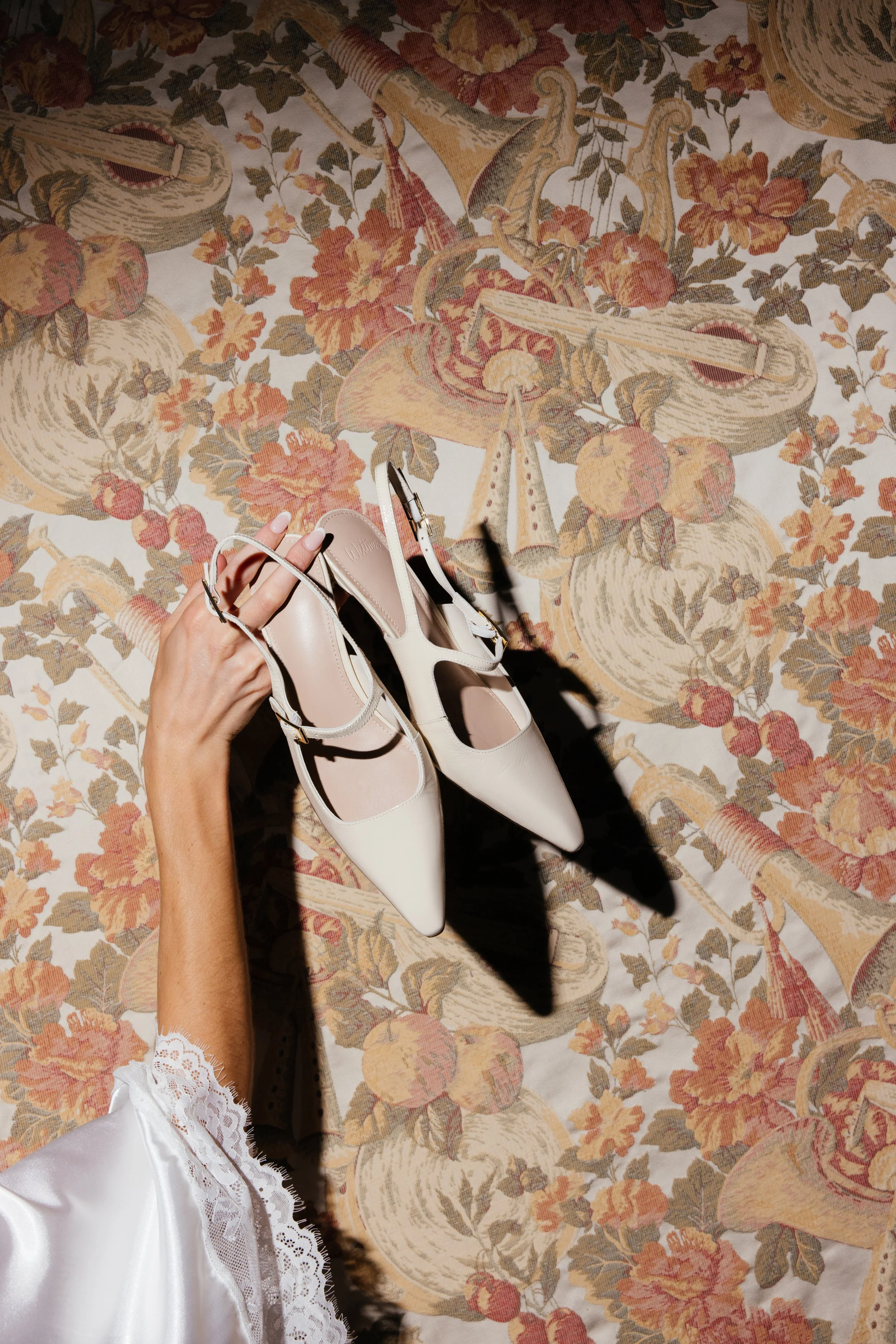Leah + Mick -3375.jpg