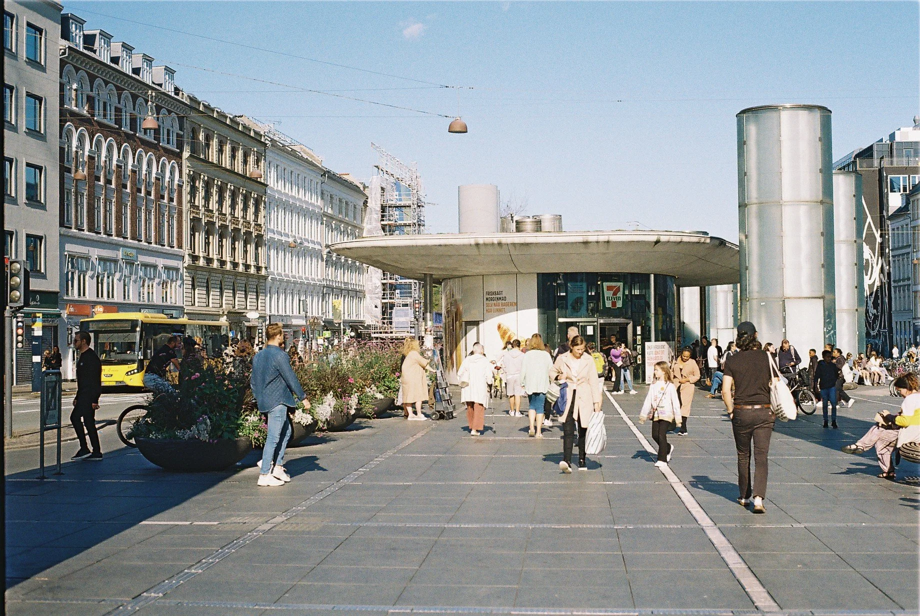 F1000018.JPG