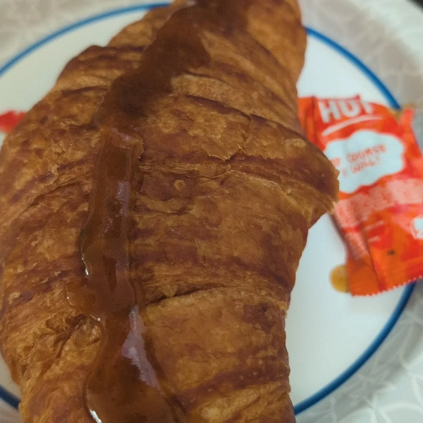 Hate me or love me, but you have to feel something #tacobell