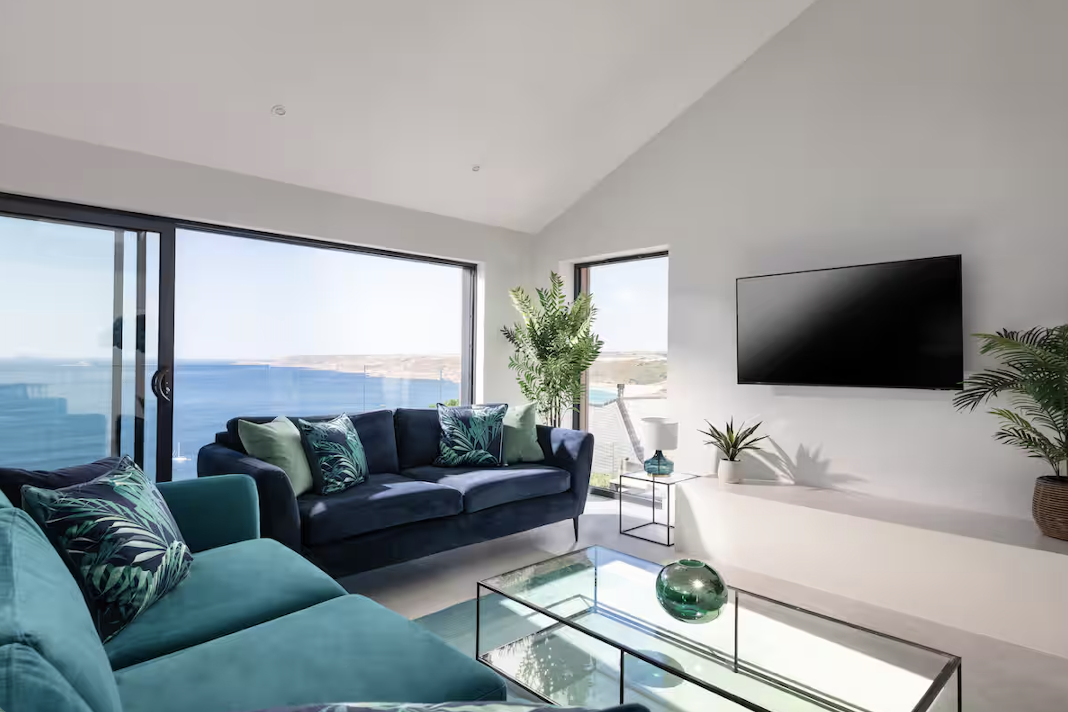 Cornwall27lounge.png