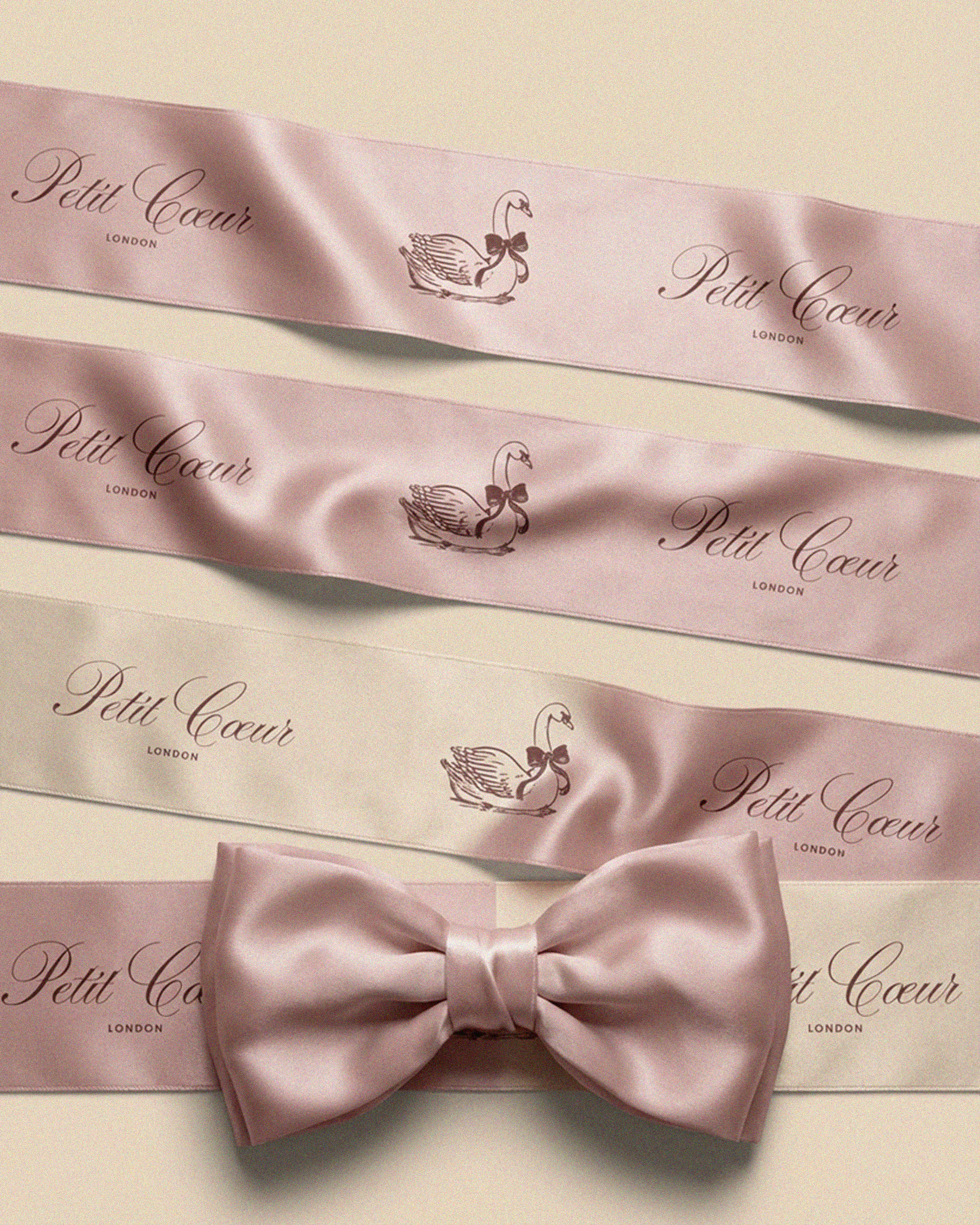 Petit Coeur - Mockup 2.png