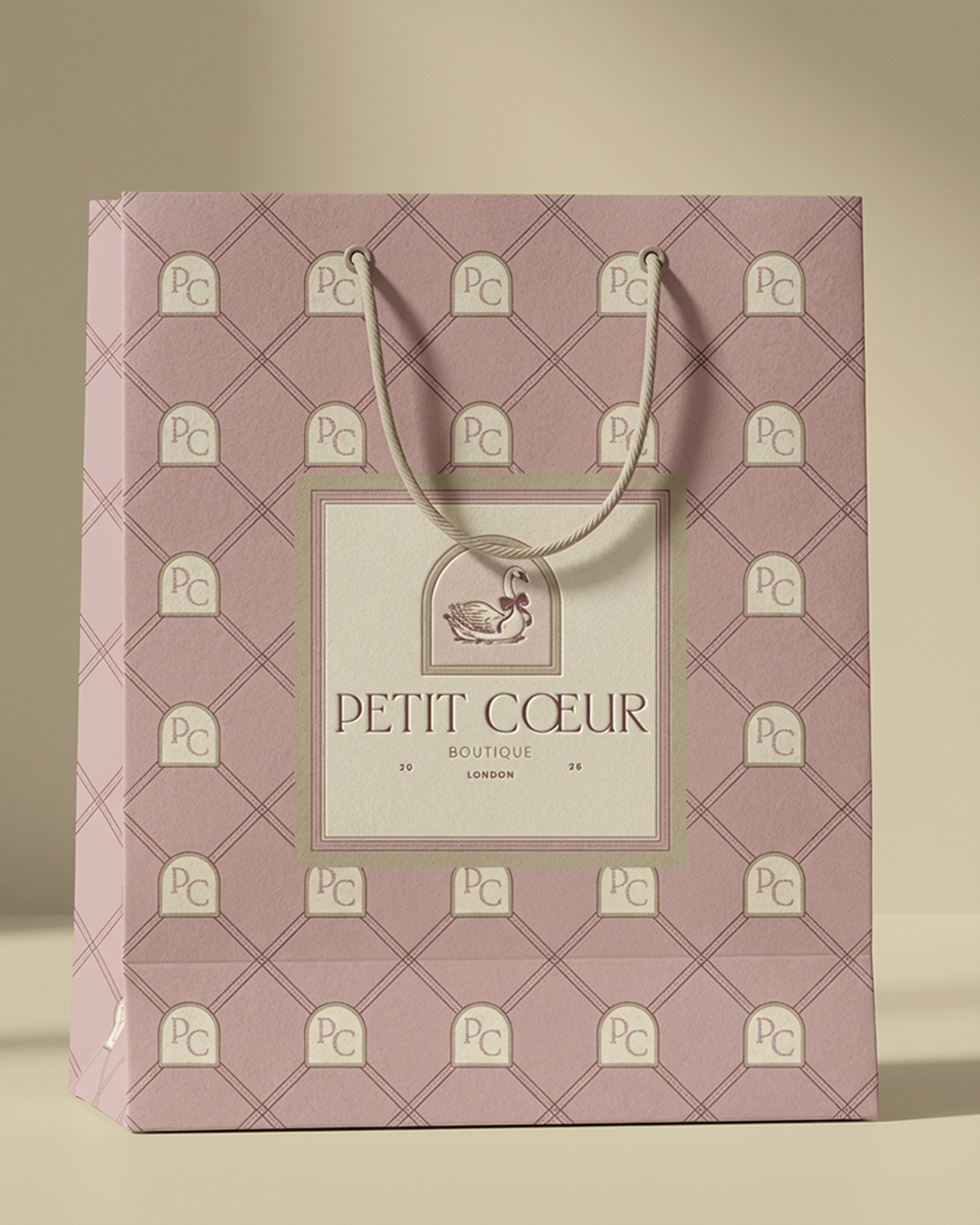 Petit Coeur - Mockup 7.png