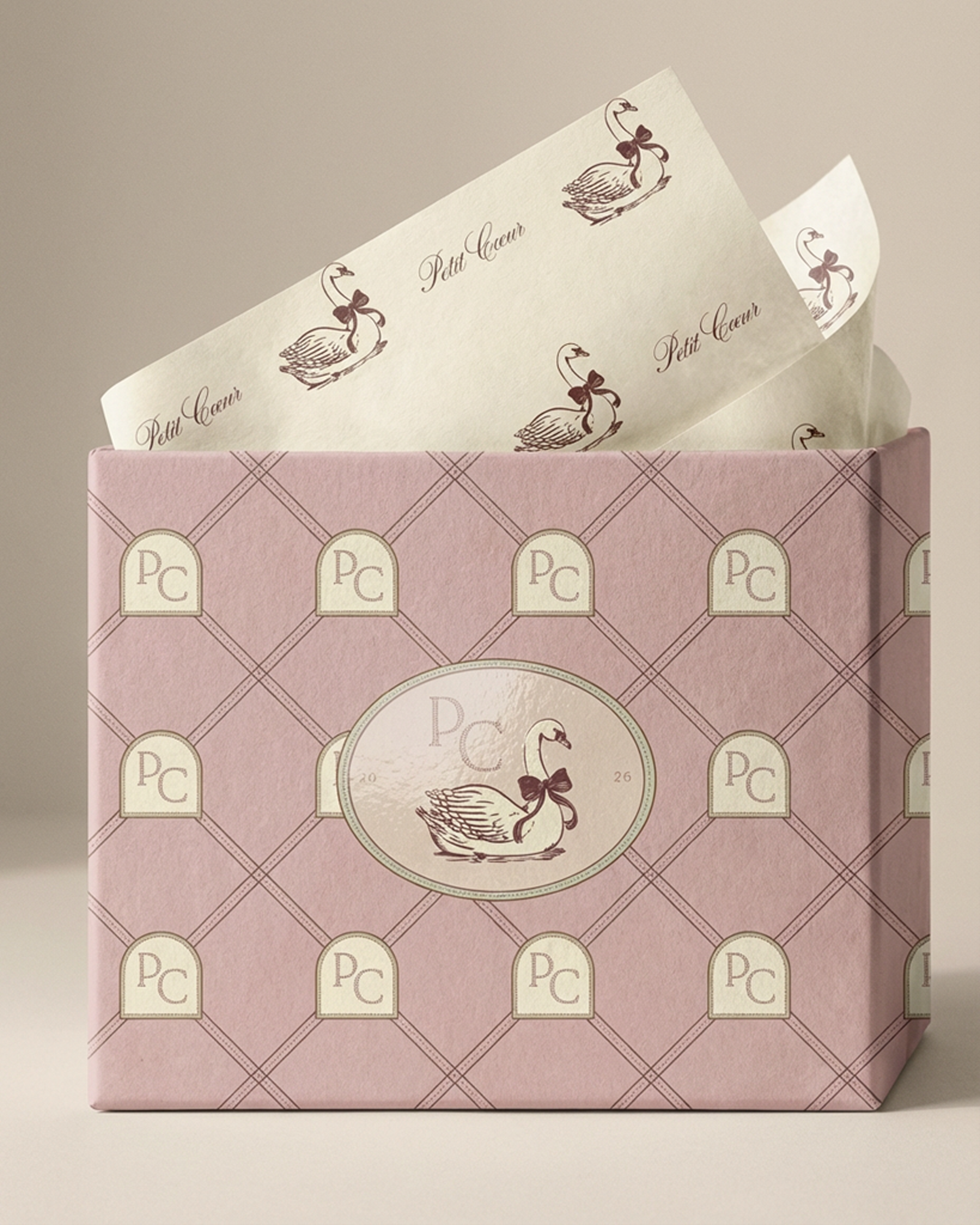 Petit Coeur - Mockup 4.png