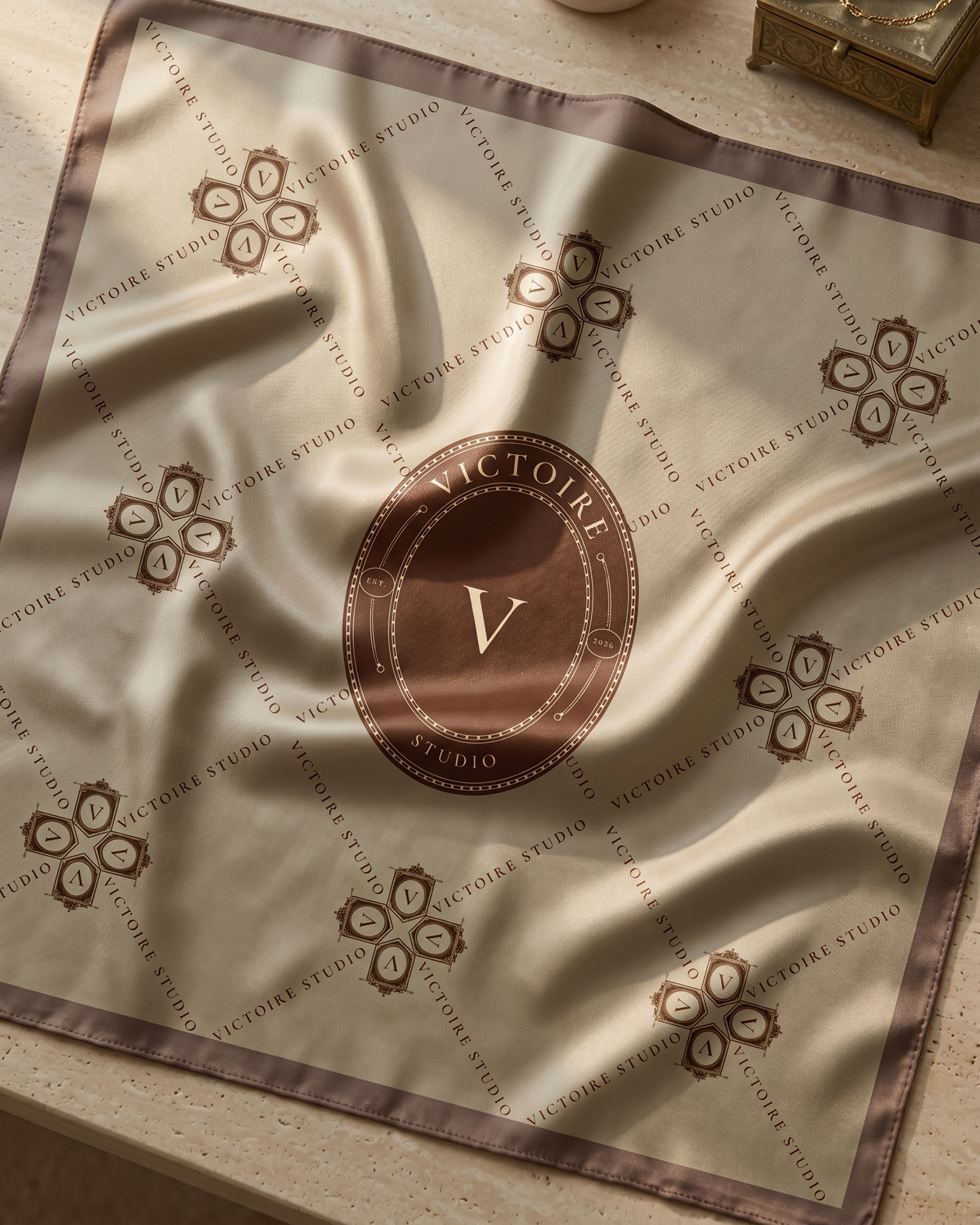 Victoire Studio - Mockup 4.png