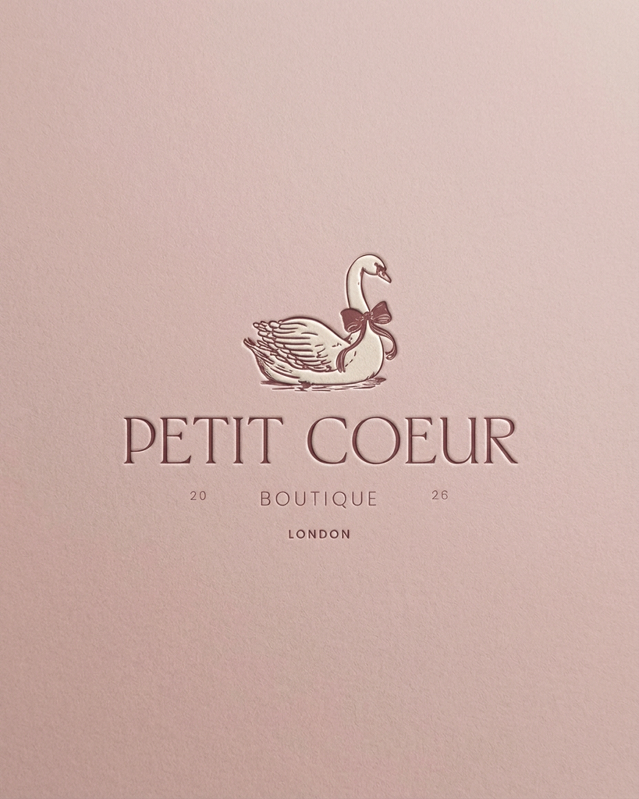 Petit Coeur - Mockup 5.png