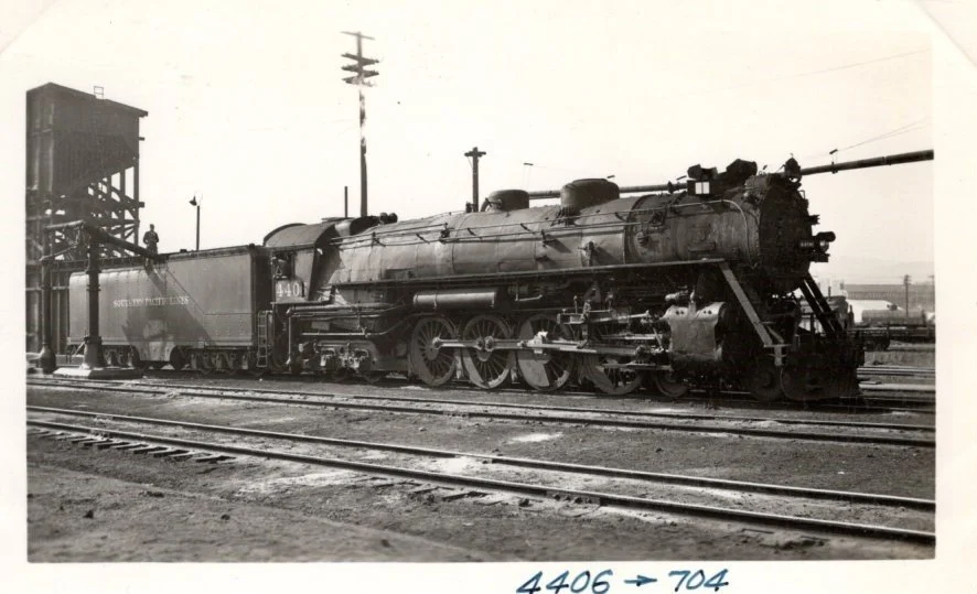 Southern Pacific 4406 Engineers side 200 dpi.jpg