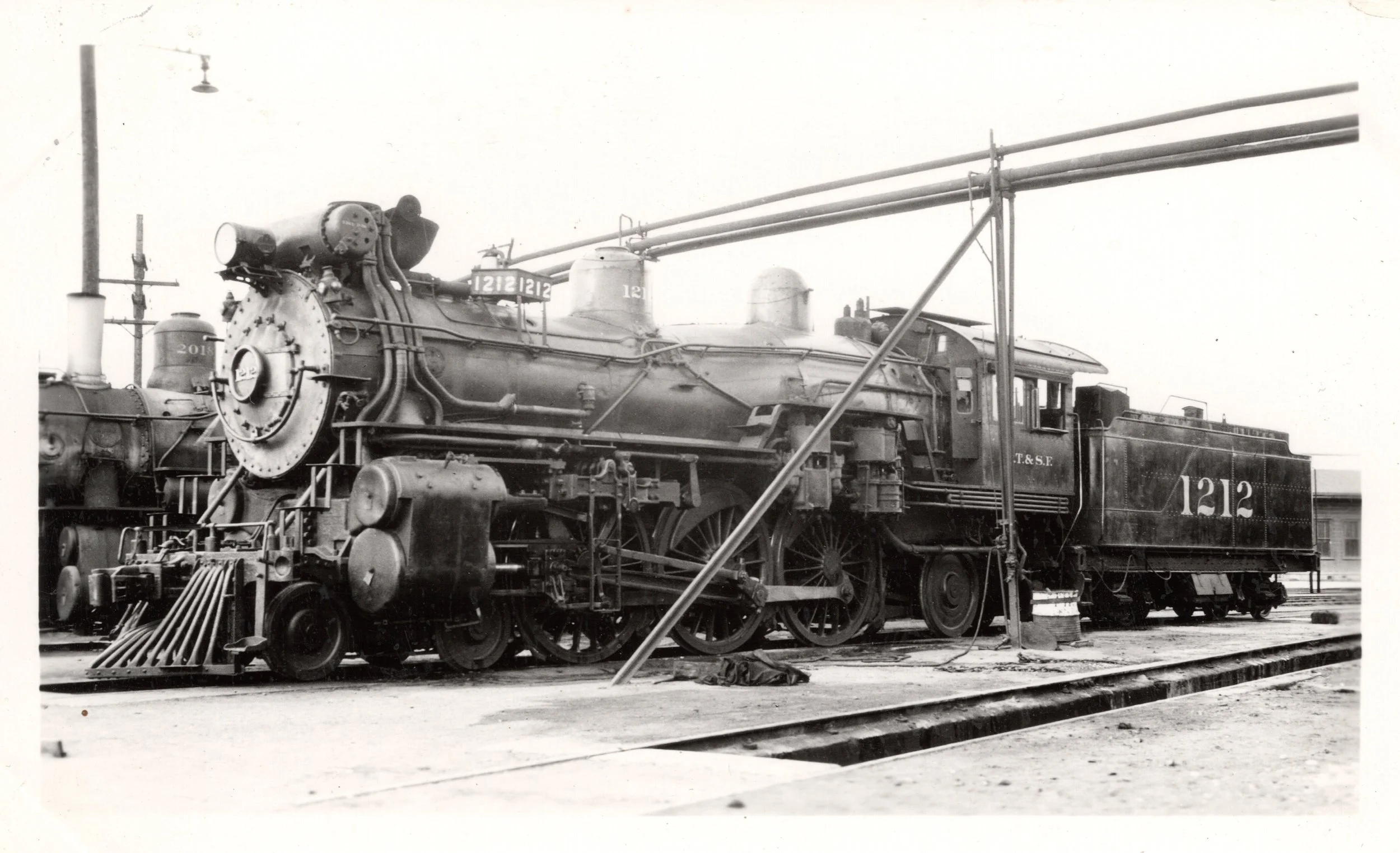 AT&SF 4-6-2 #1212