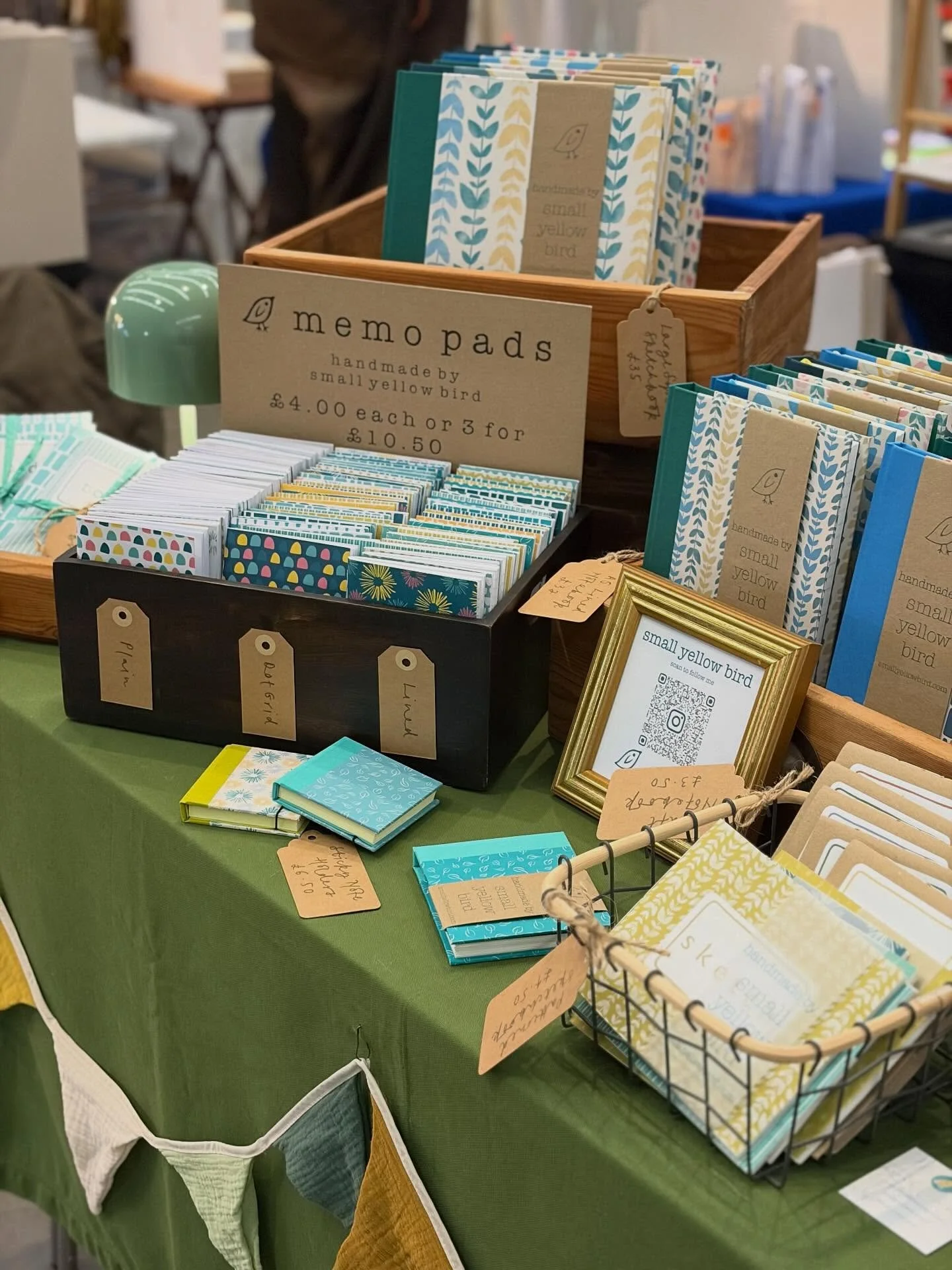 * s u n d a y  a t  t h e  t o w n e r *

It&rsquo;s good and busy here at the @townergallery Christmas Fair, lots of beautiful things to browse and buy, and a lovely vibe. Last day today, here until 4pm!

#eastbourne #towner #townergallery #townerch