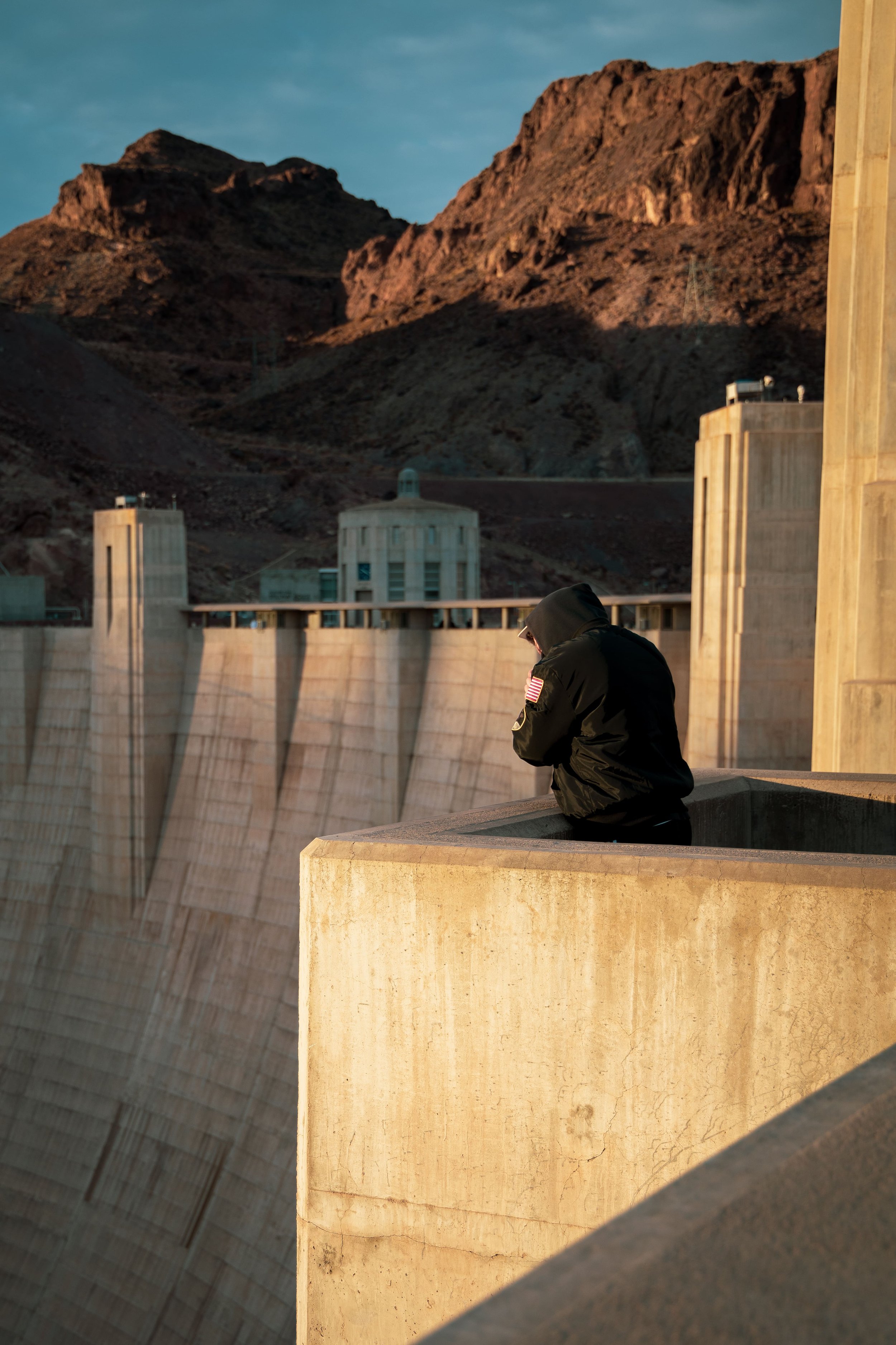 Sunset at the Hoover Dam, AZ - Canon EOS R + RF70-200mm f2.8