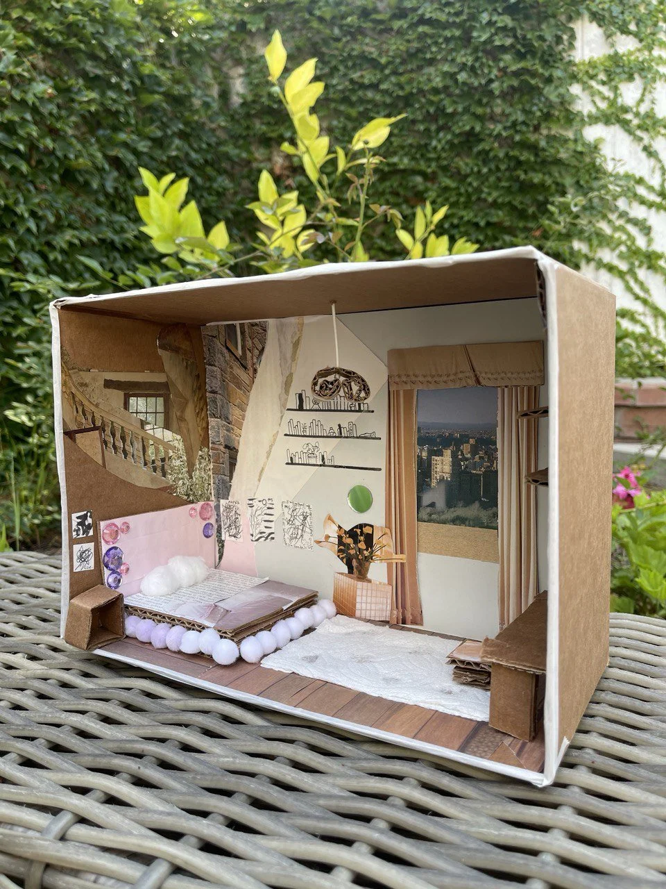 August 23, 4.30-6.00 pm -  My dream room (6+ y.o.)