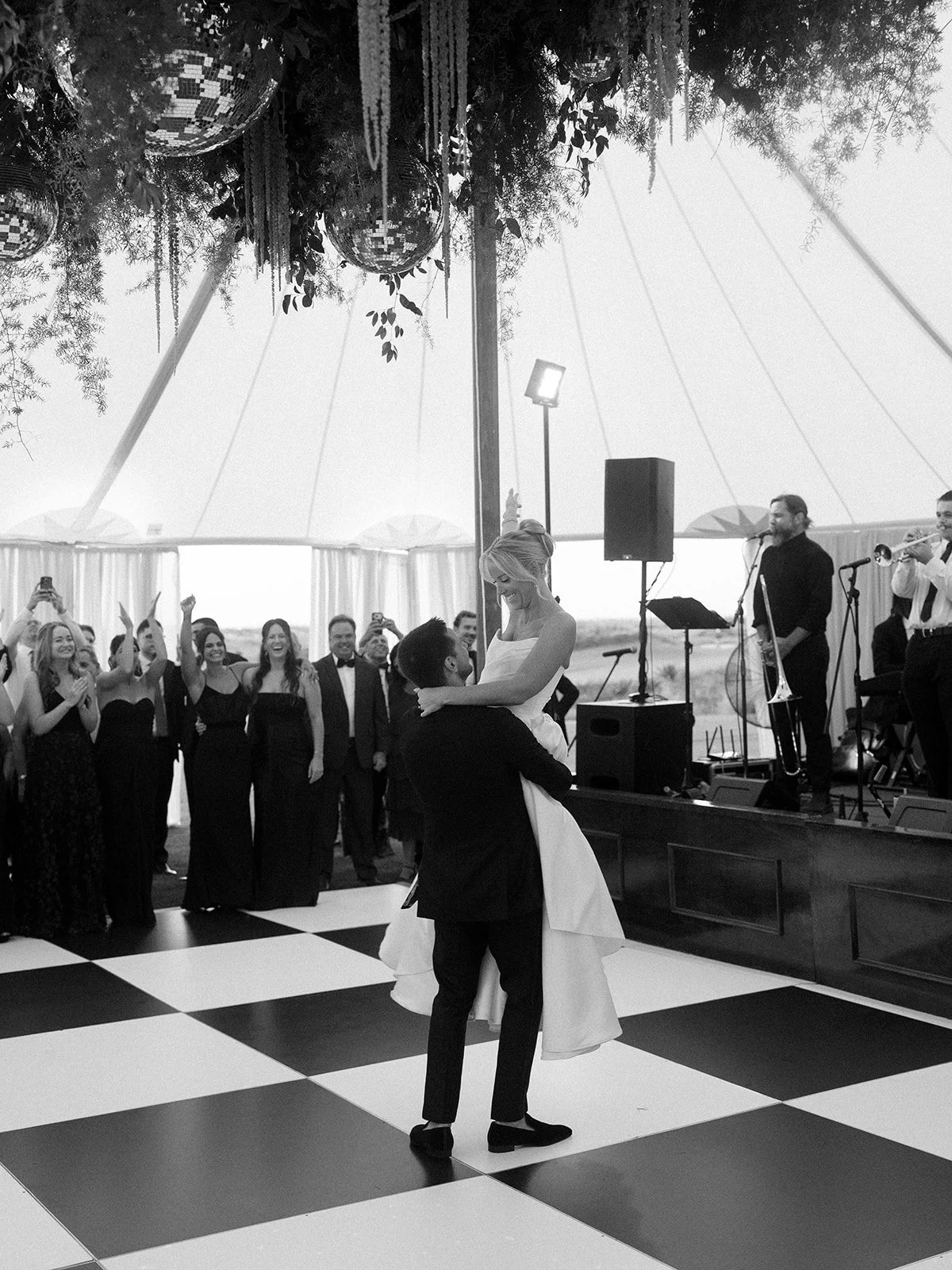 SaraandDrew_sWeddingPreview-143.jpg