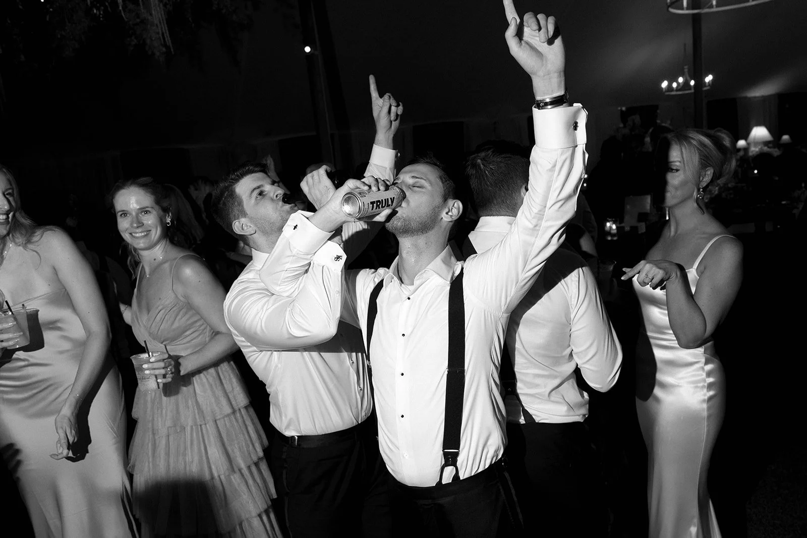 SaraandDrew_sWeddingPreview-183.jpg