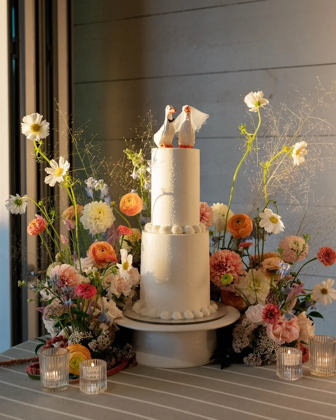 An absolutely incredible weekend with the most perfect couple. Abby and Jack, yall are so easy to celebrate! Congratulations to the Davis&rsquo;!

@ashleighcraftdesign 
@laurelcreekflorals 
@bellalunabts 
@avenuegreenville 
@weddingsatthecliffs 
@tab