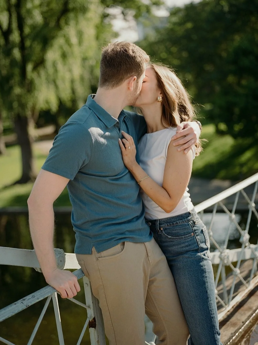 Zoe and Nick all around beautiful Boston! 

&bull;
&bull;
&bull;
#filmweddingphotographer #documentaryweddingphotographer #kodakportra400 #eastcoastweddingphotographer #bostonweddingphotographer #richardphotolab #mamiya645 #contaxg2 #destinationweddi