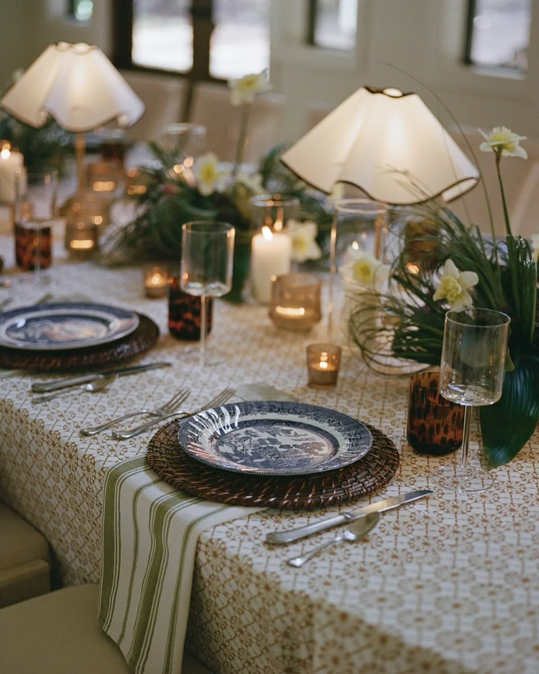 The sweetest evening with the @thevendorsocialclubgvl at @millpinesc 

Host: @thevendorsocialclubgvl 
Venue: @millpineweddings 
Planners &amp; Design: @silkandstoneevents &amp; @steelemagnoliaevents 
Florals &amp; Design: @racheldeneroydesigns 
Photo