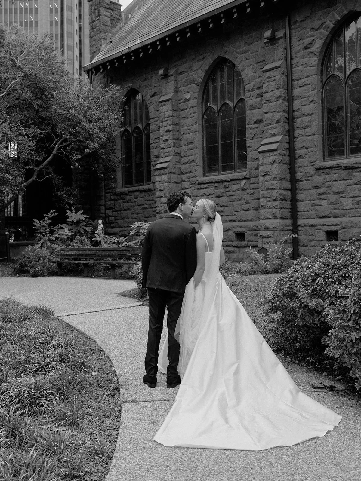 CamillaandTony_sWeddingDayPreview-30.jpg