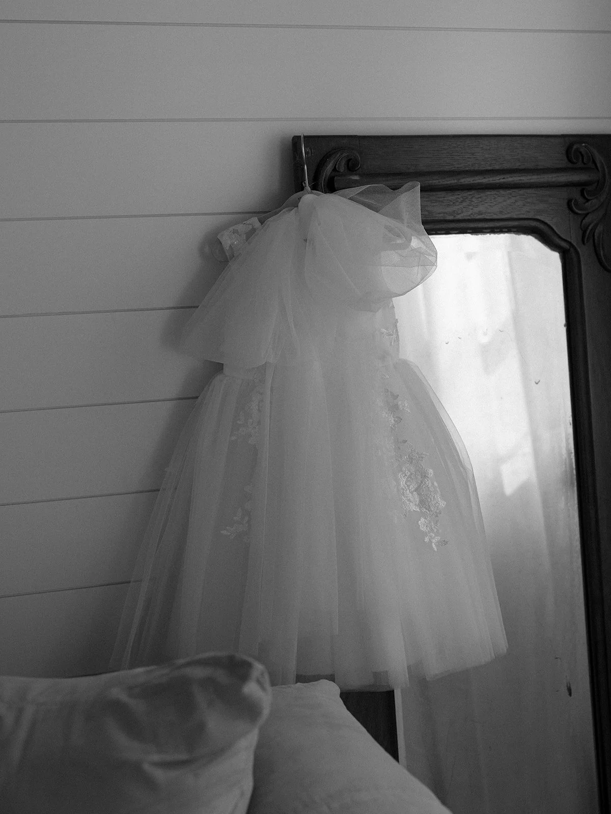 AllyandDustyn_sWeddingSneakPeek-28.jpg