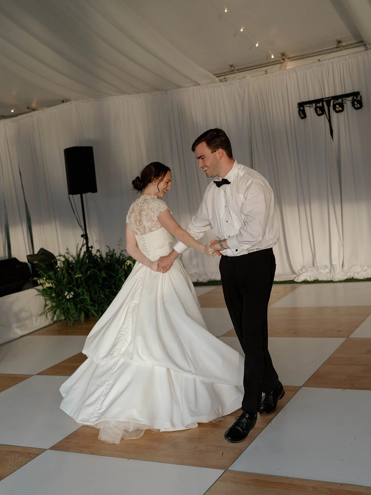 AllyandDustyn_sWeddingSneakPeek-102.jpg