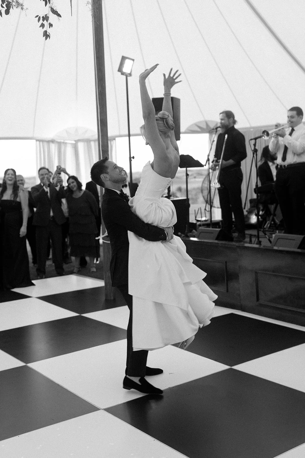SaraandDrew_sWeddingPreview-142.jpg