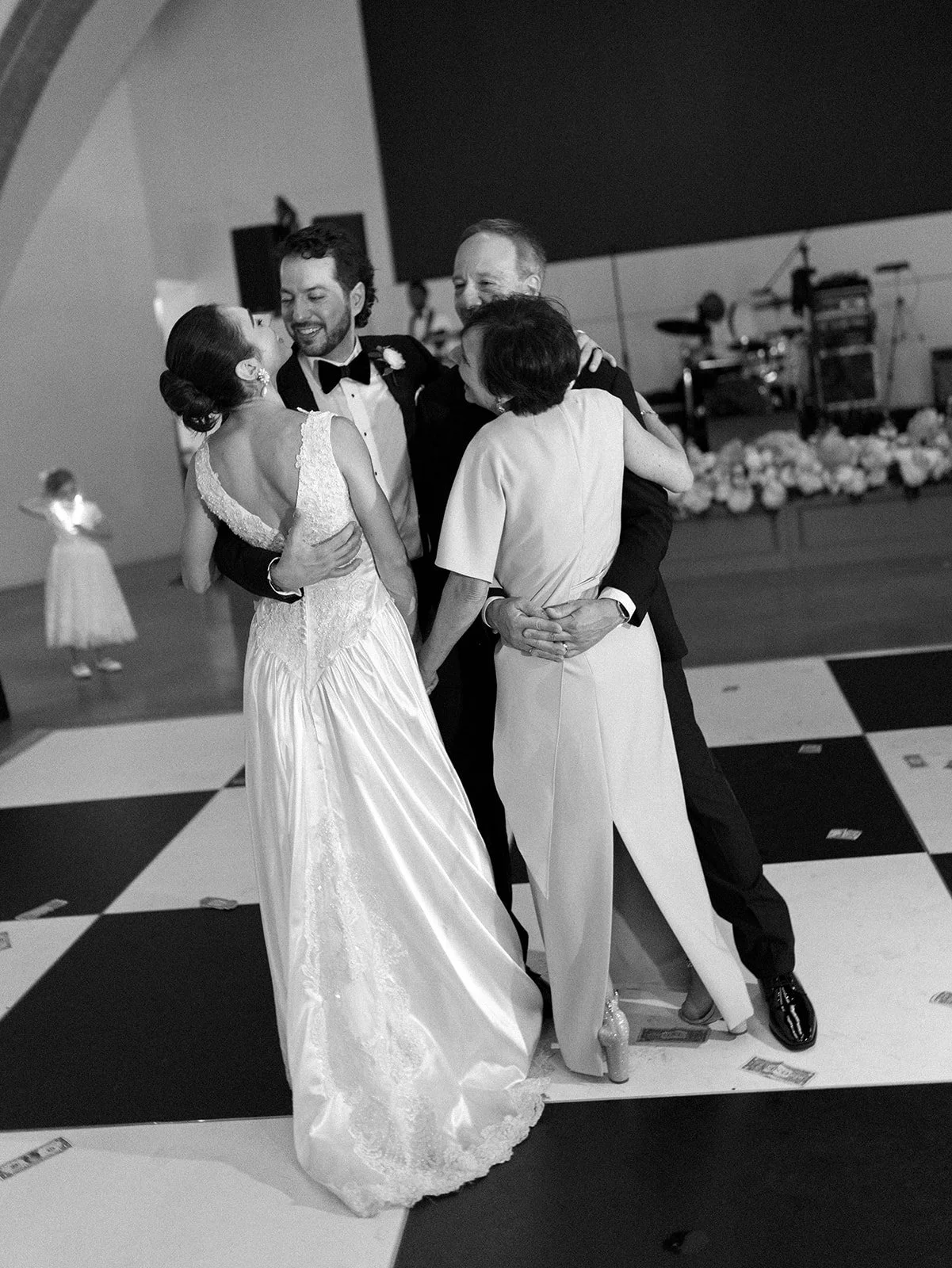 ConnieandJonathan_sWeddingPreview-220.jpg