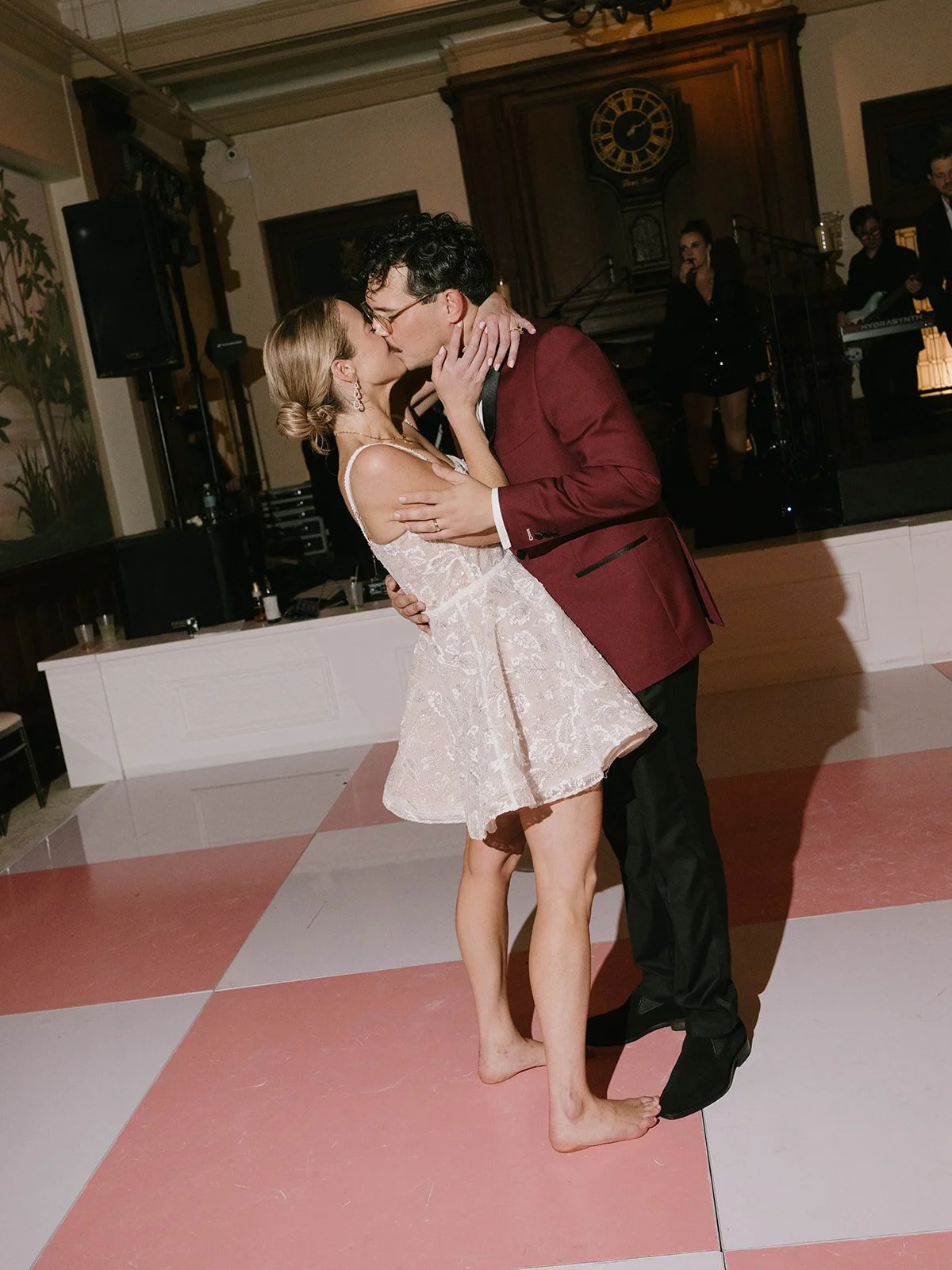 CamillaandTony_sWeddingDayPreview-117.jpg