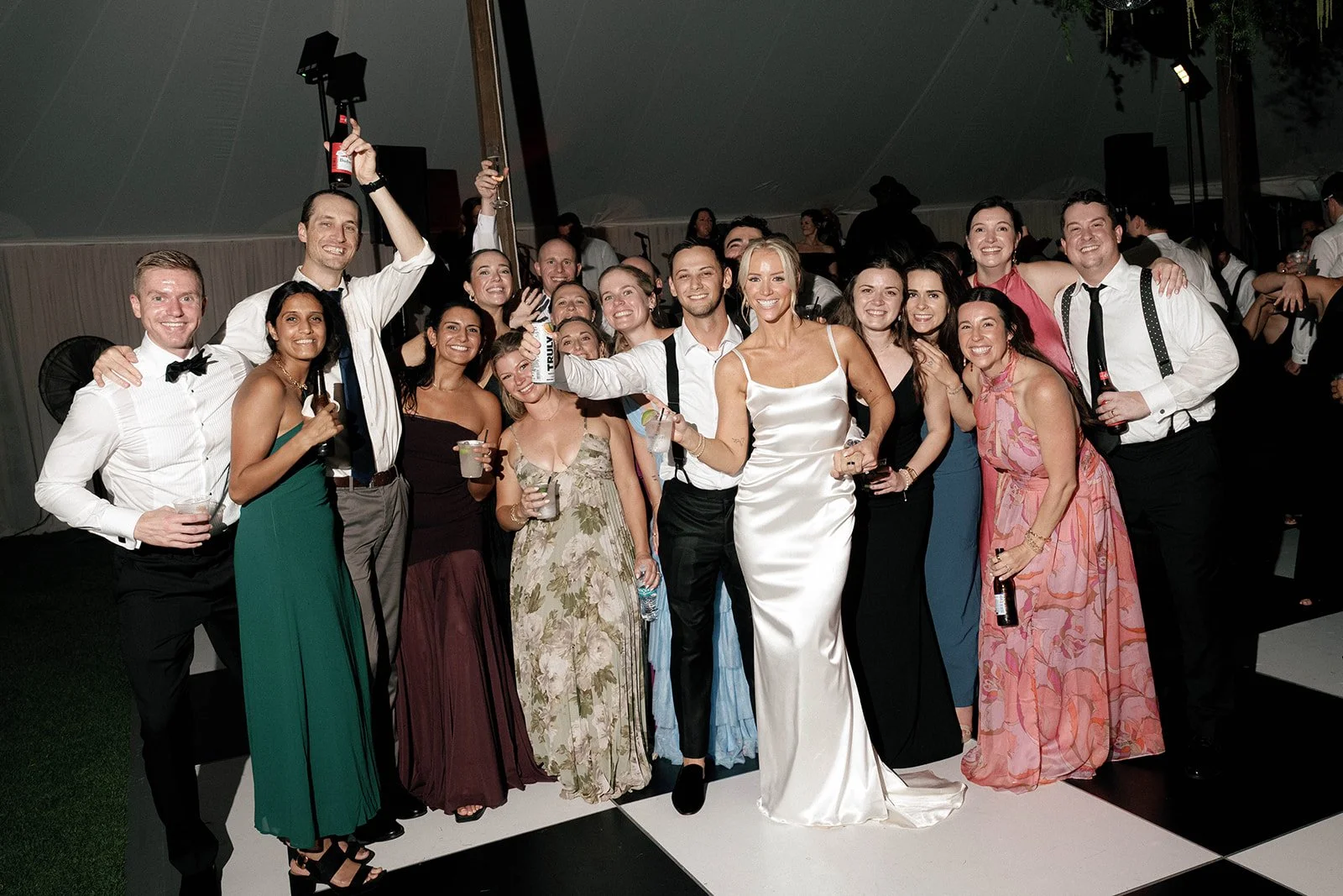 SaraandDrew_sWeddingPreview-181.jpg