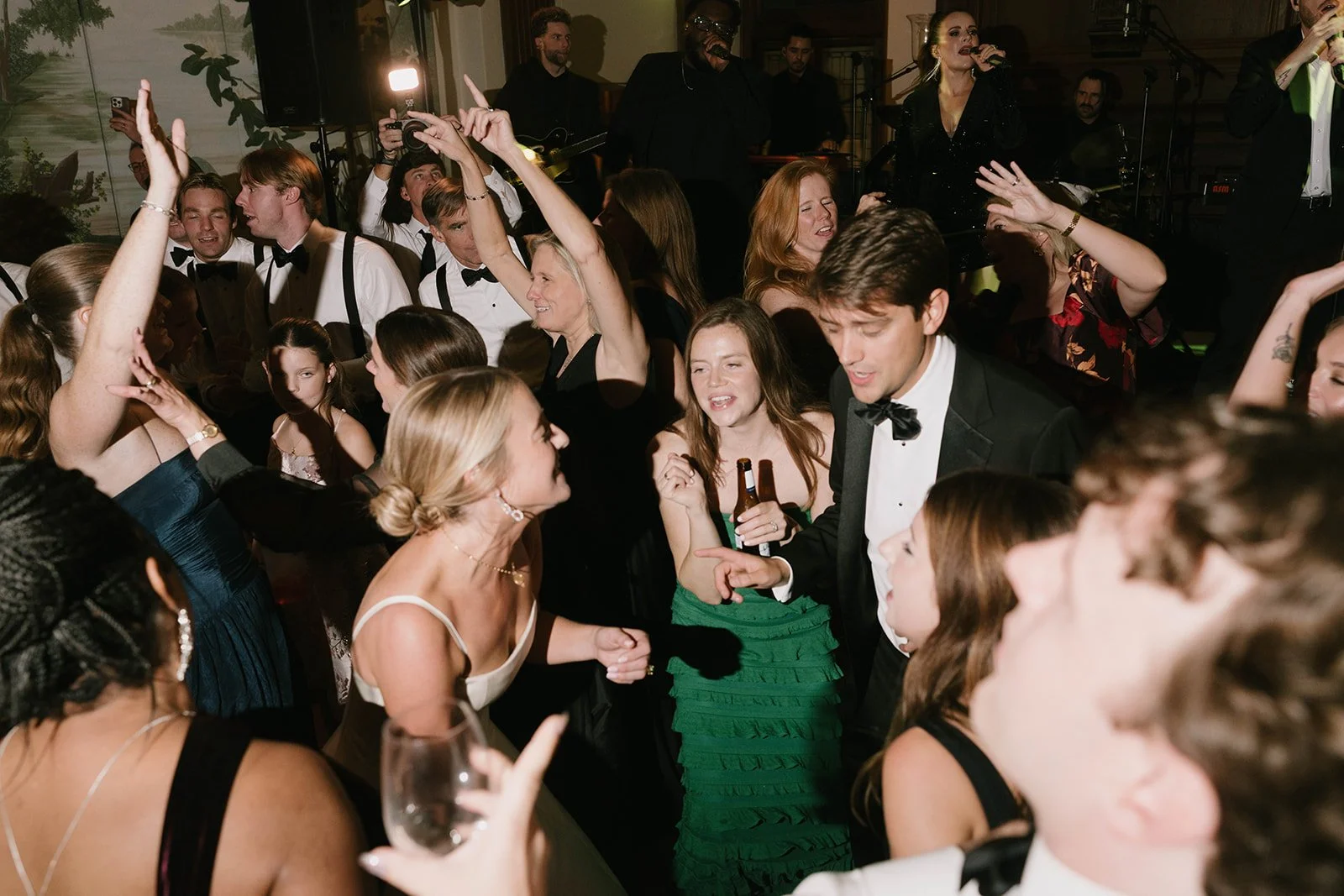 CamillaandTony_sWeddingDayPreview-101.jpg