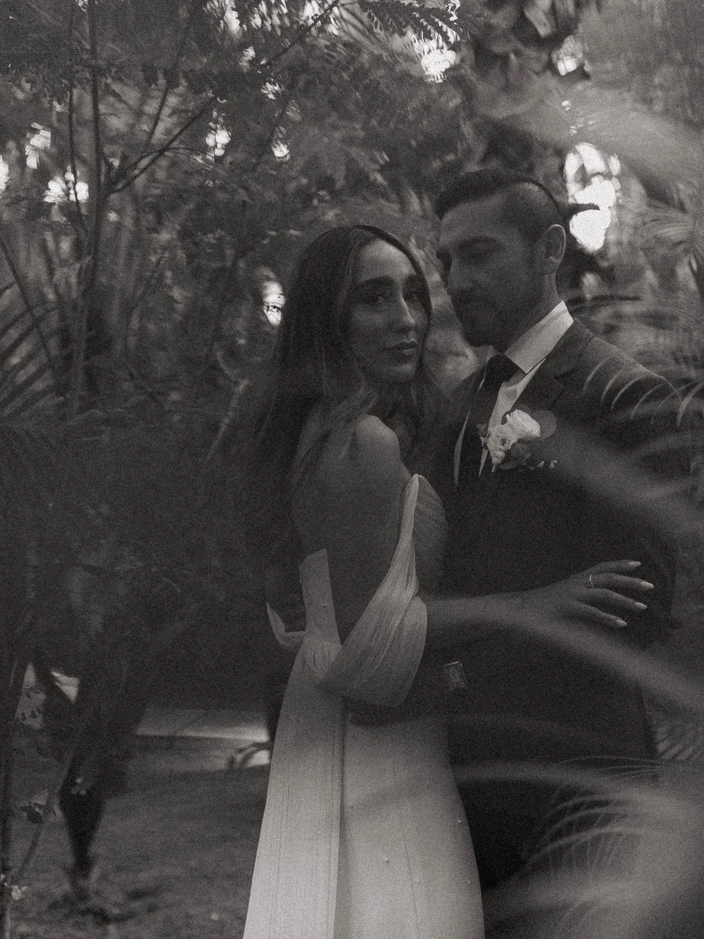 My day dreams look a lot like this, by the way. 

Renee &amp; Aaron, I will never be over your wedding day. Neverrrr. 

🪩

Venue: the unparalleled @acreresort @acre.wedding 
Planner: @tivitystyle
Florals: @floral.dreams.by.vero.romo 
Dress: @sarahse