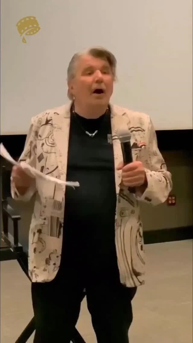 Our BMI Award-winning, Golden Globe and 2x Emmy nominated legend and client, Christopher Young @officialchristopheryoung, talking about main titles. The full length video is available for members of the SCL.
REPOST: @_the_scl
.
.
Christopher Young s