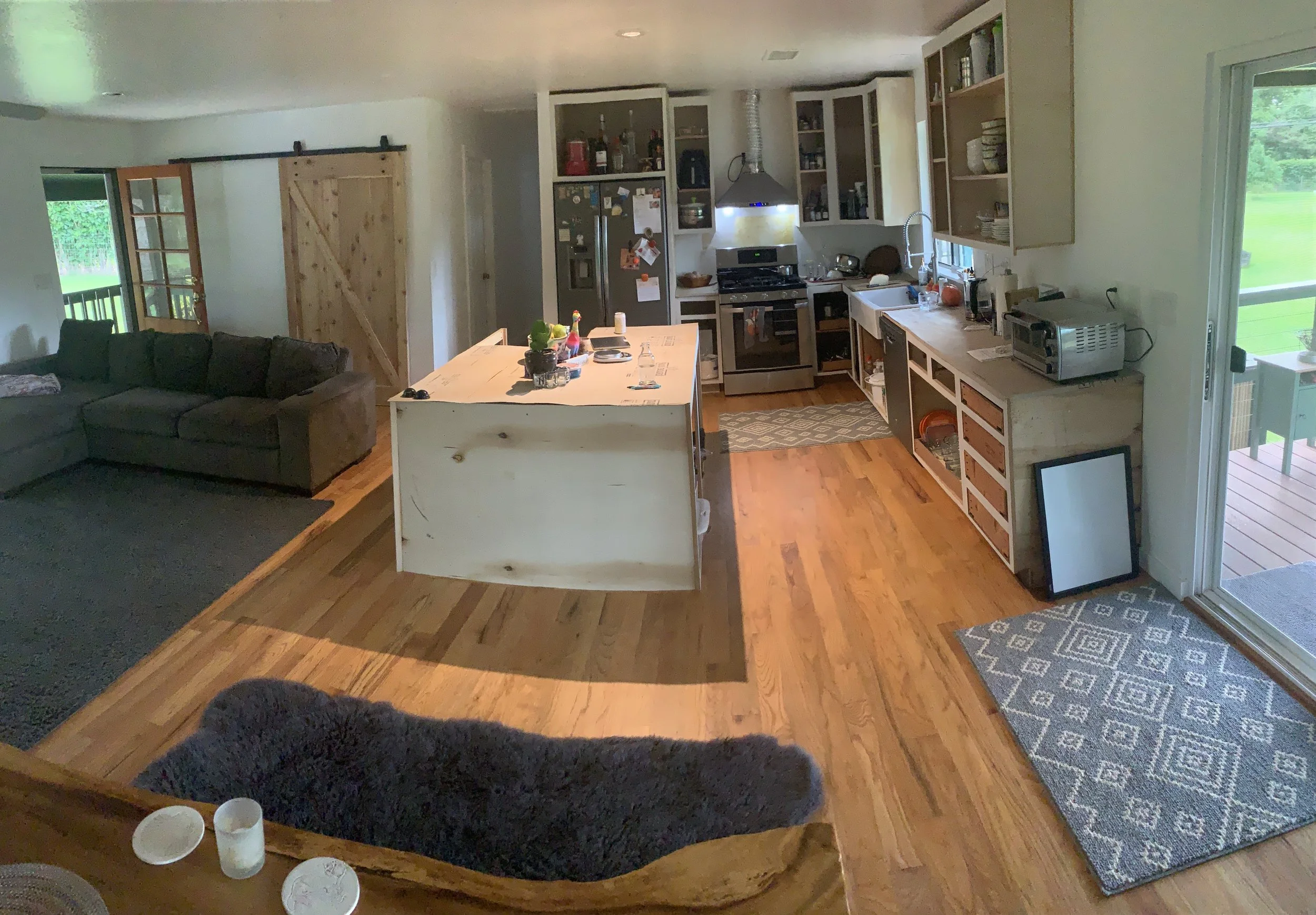 kitchenBe4.jpg