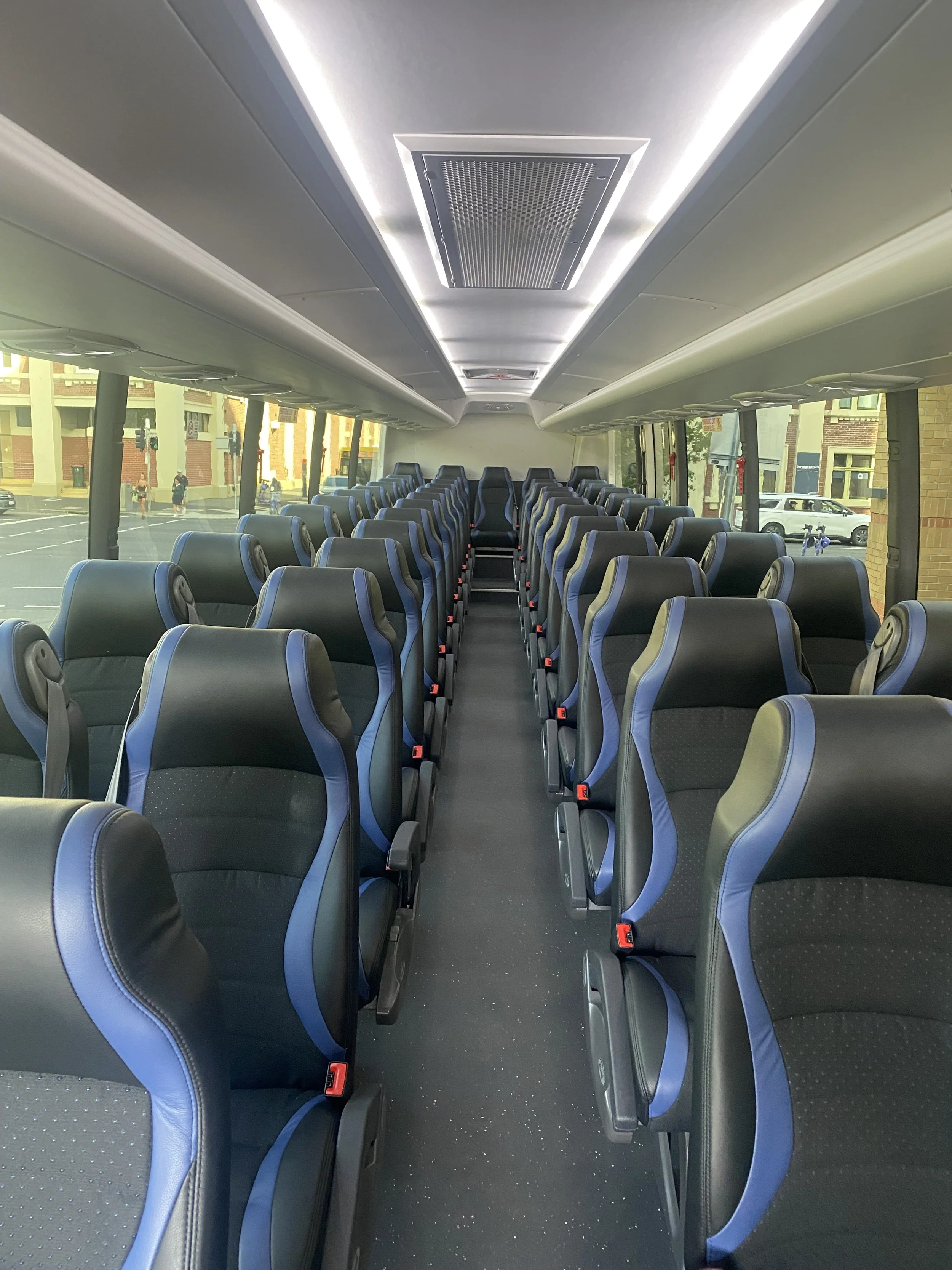 kate 2-53seater.JPG