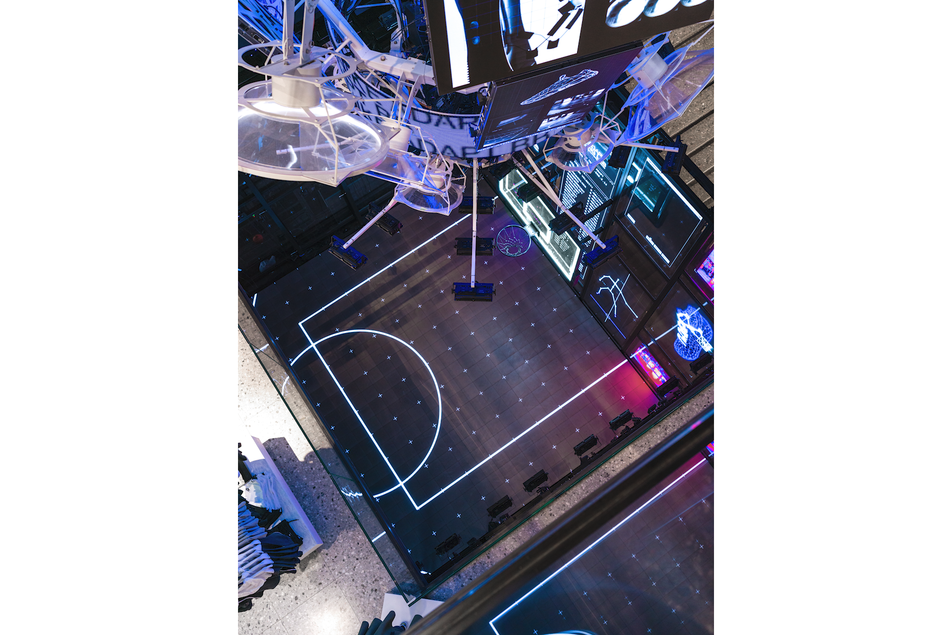 20190217_nike_650_adapt_bb_0021967_FINAL0.png