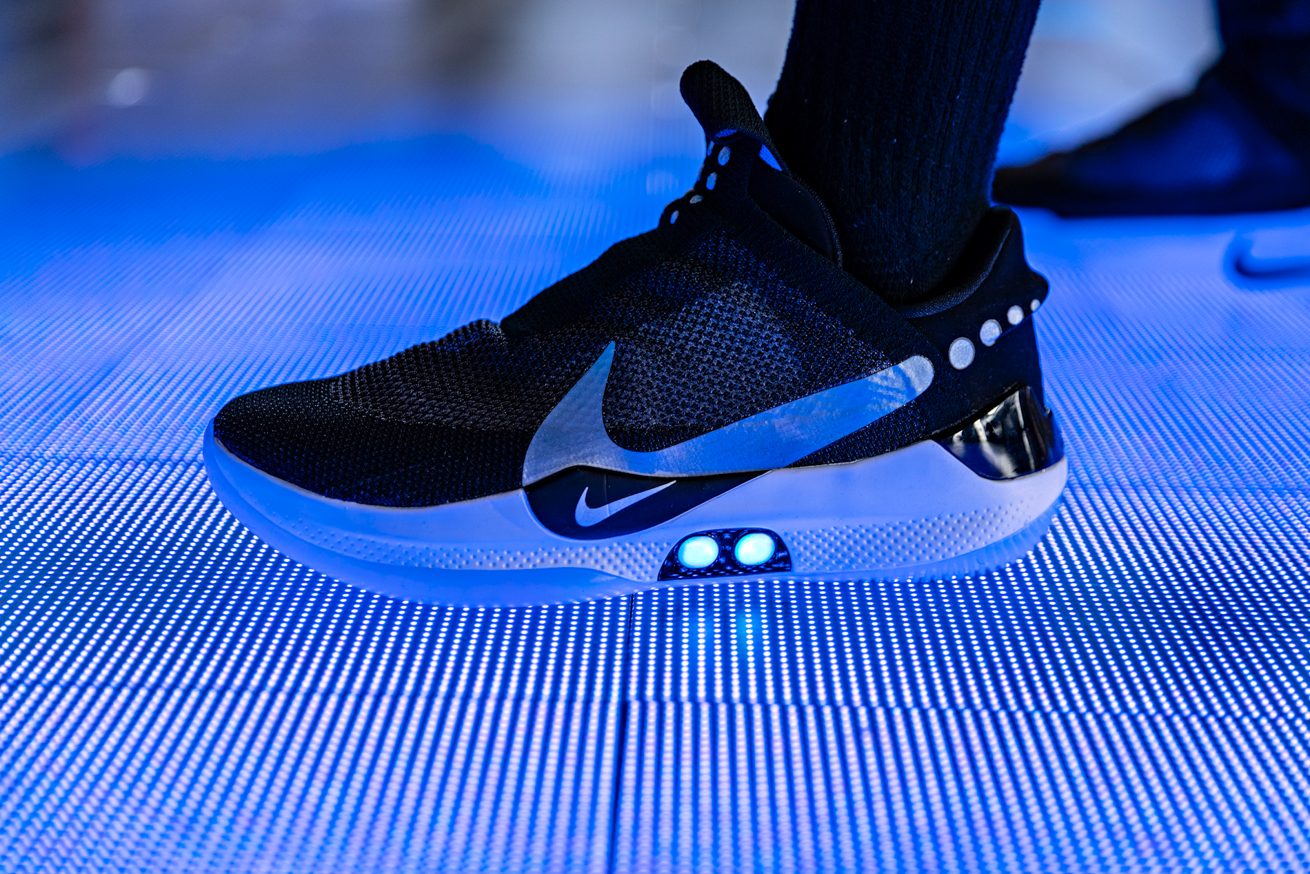 Nike_650_Adapt_1697_FINAL0.png
