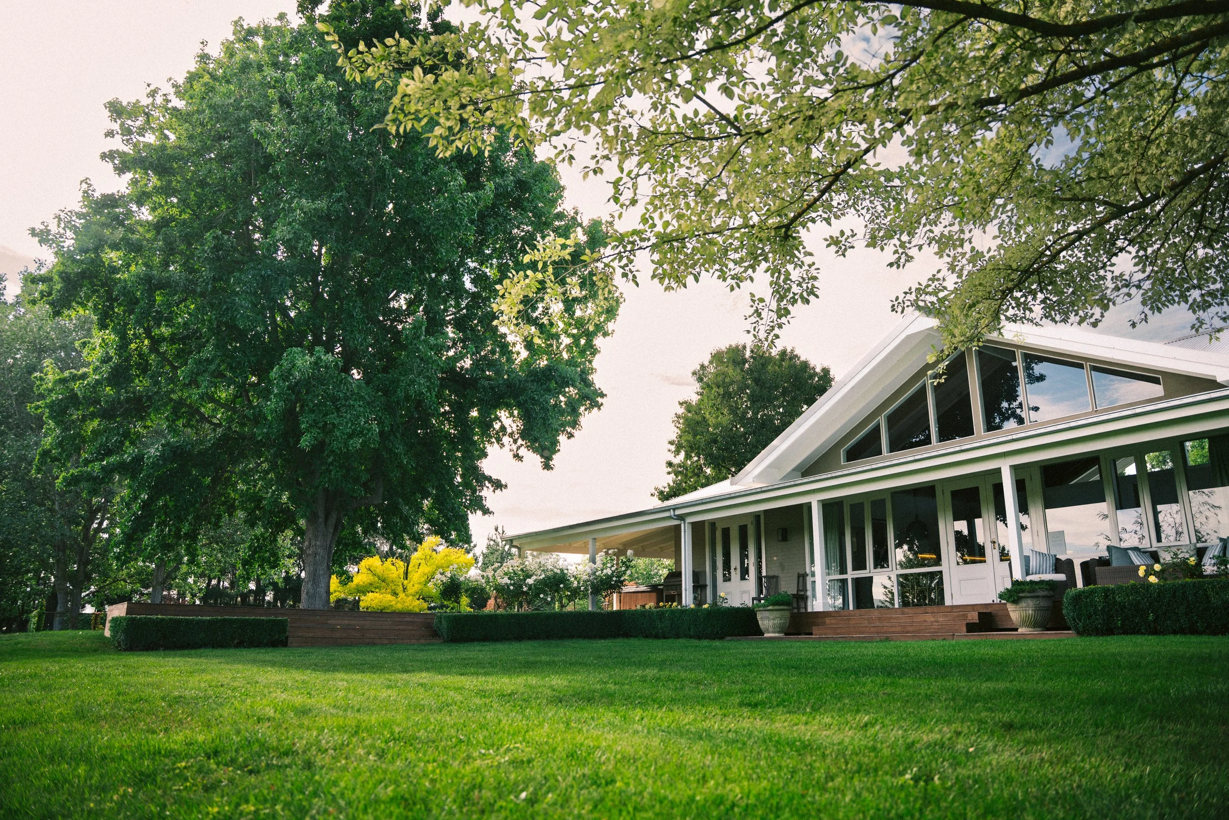 The Homestead and gardens at a luxury farm stay in NSW — Waldara Estate, Edith NSW, near Sydney and the Blue Mountains