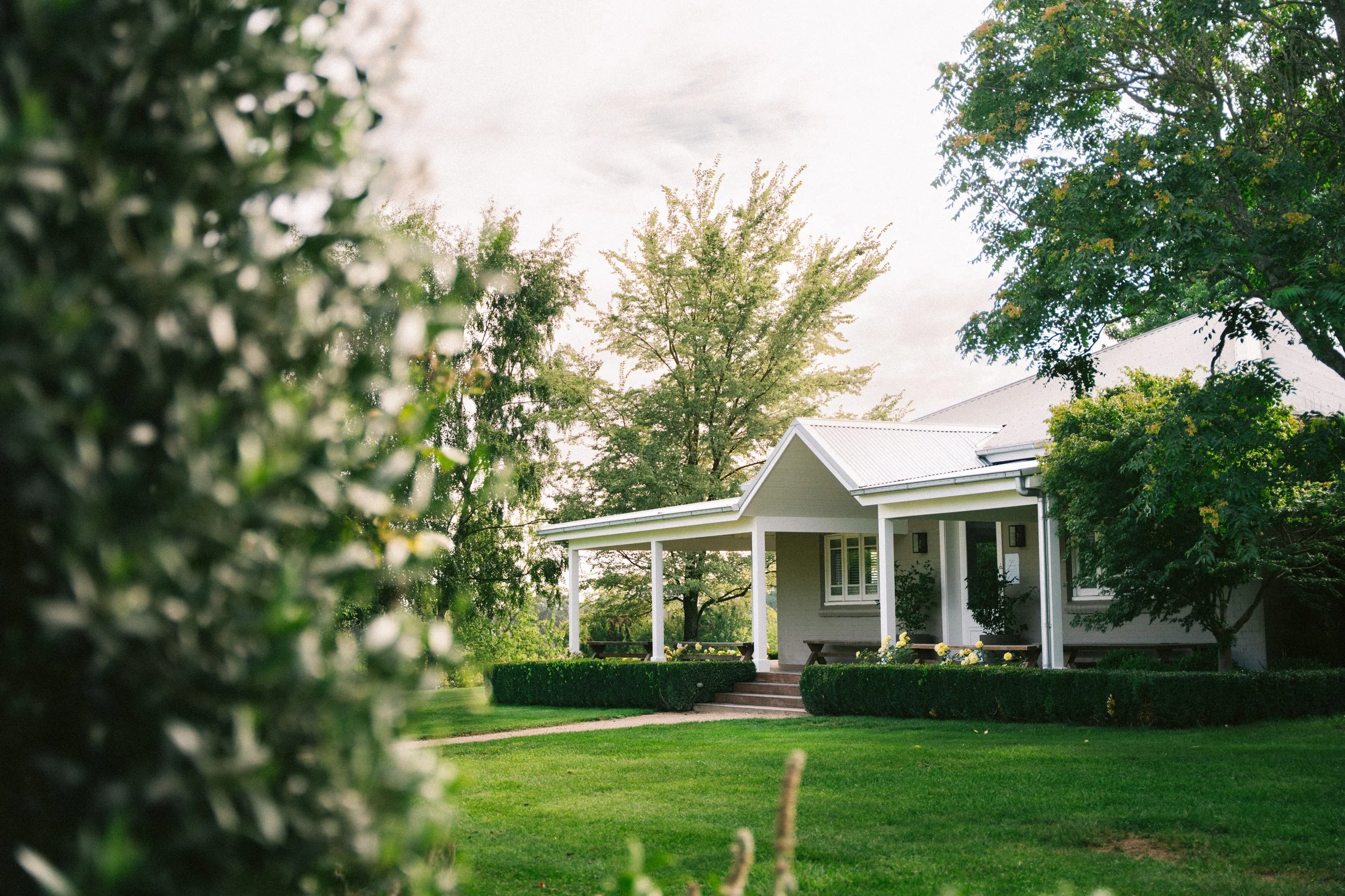 The Homestead gardens at a luxury farm stay in NSW — Waldara Estate, Edith NSW, near Sydney and the Blue Mountains