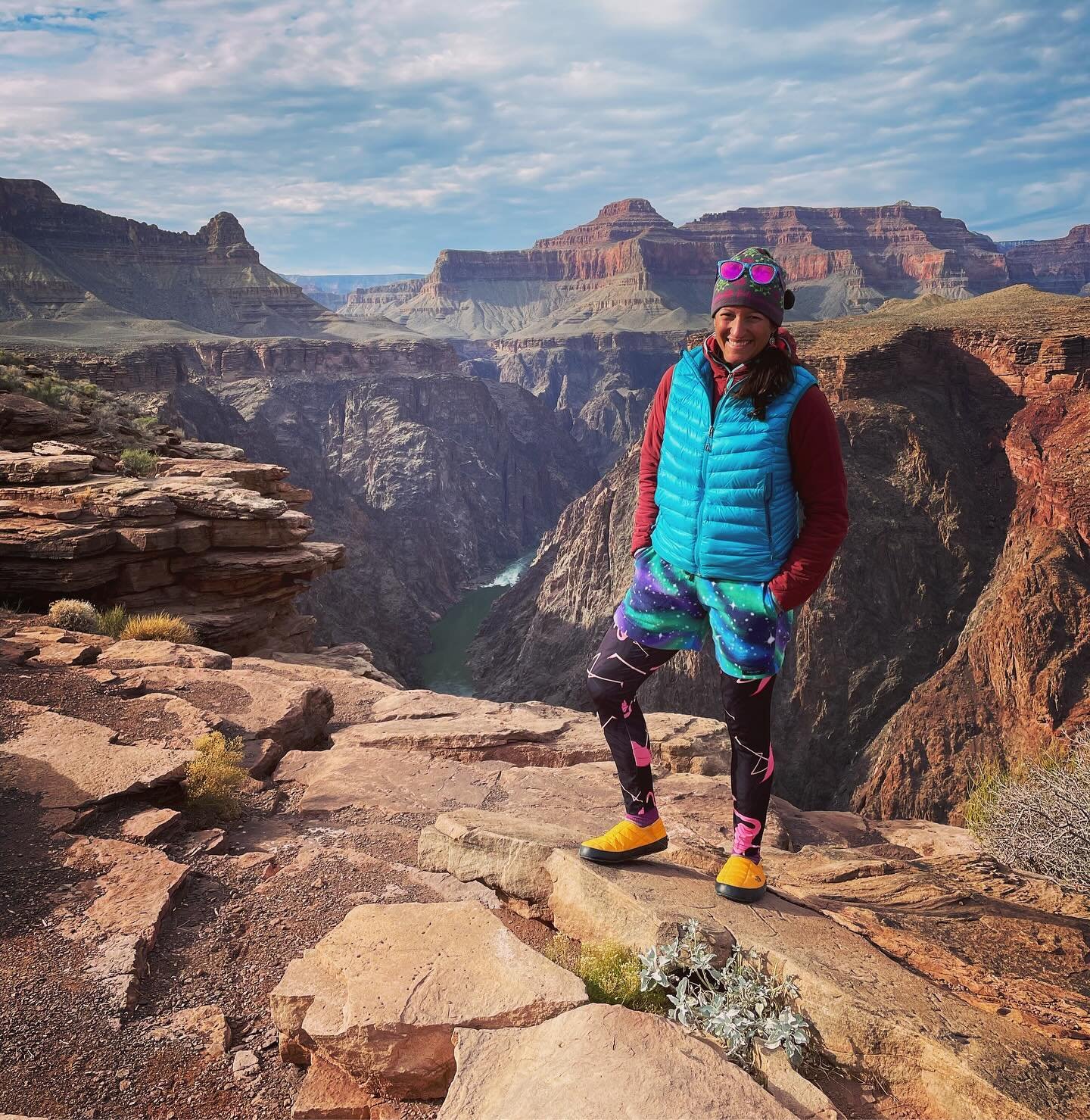 Hard to beat these weekend views! 

@mkg.rocks is always dressed for success when wearing FunLuvin&rsquo; Fleece! 

#funluvin #funluvinfleecewear #funluvinfleece #goingboating #rivertime #grandcanyon #weekendviews #coloradoriver #dressforsuccess #riv