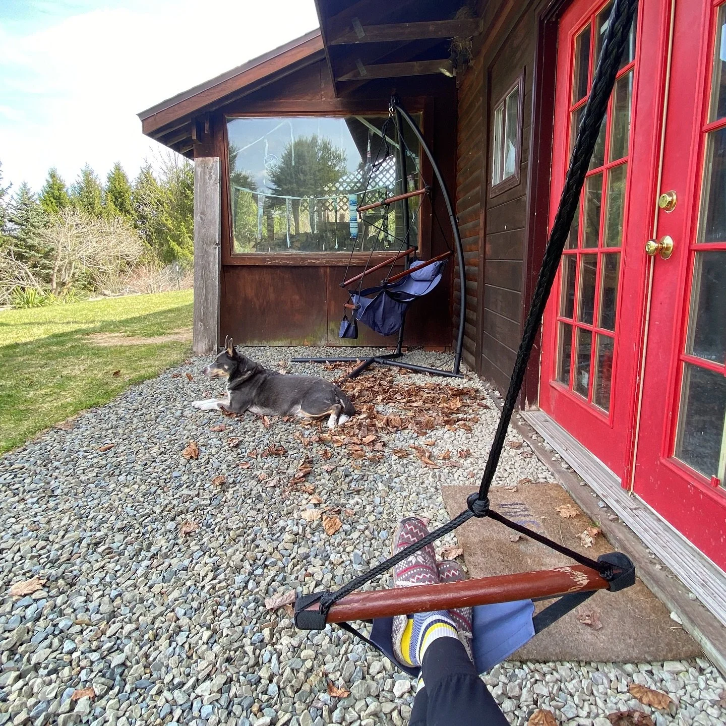 It&rsquo;s finally warm enough to swing outside again! I&rsquo;m loving this week&rsquo;s weather! 🥳🎊☀️

#calm #calmness #clarity #calmandclear #selfcare
#yogalife #yogaforlife #yogacalm #yogaclear #mentalhealth #mymentalhealth #anxiety #stress #st
