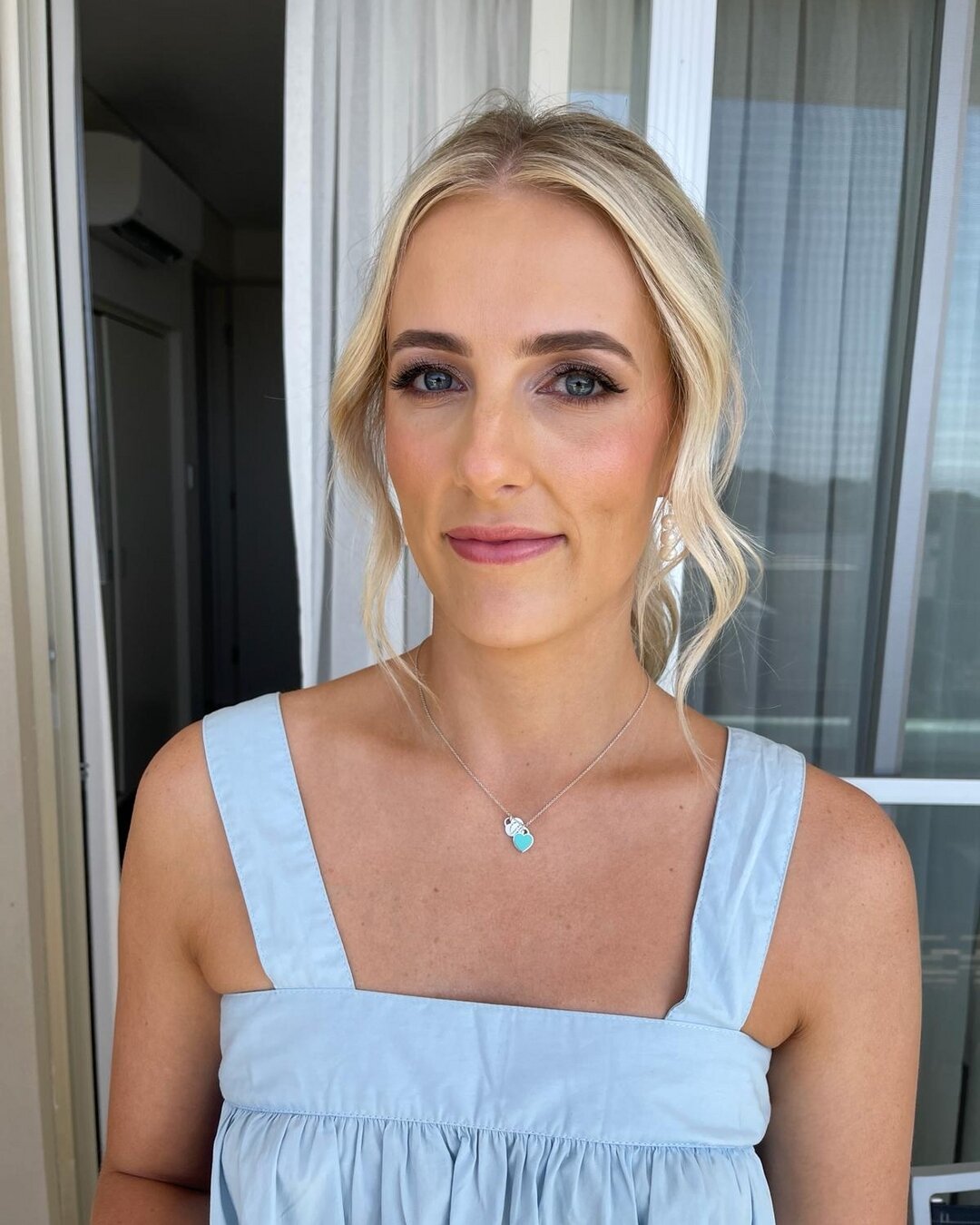 Bridesmaid hair and makeup by Brit. 

Click the Book Now link in our bio to schedule your appointment or

📩 weddings@thebeautybarperth.com.au
📞 0439891480
🌐 www.thebeautybarperth.com.au