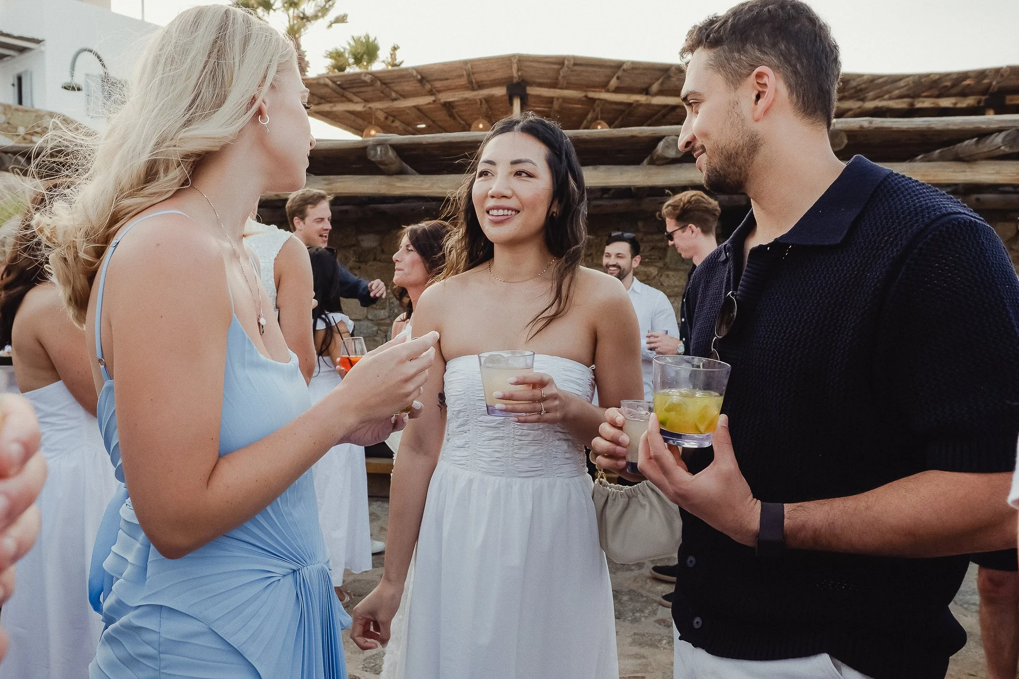 soho-roc-house-mykonos-wedding-welcome-drinks-5.jpg