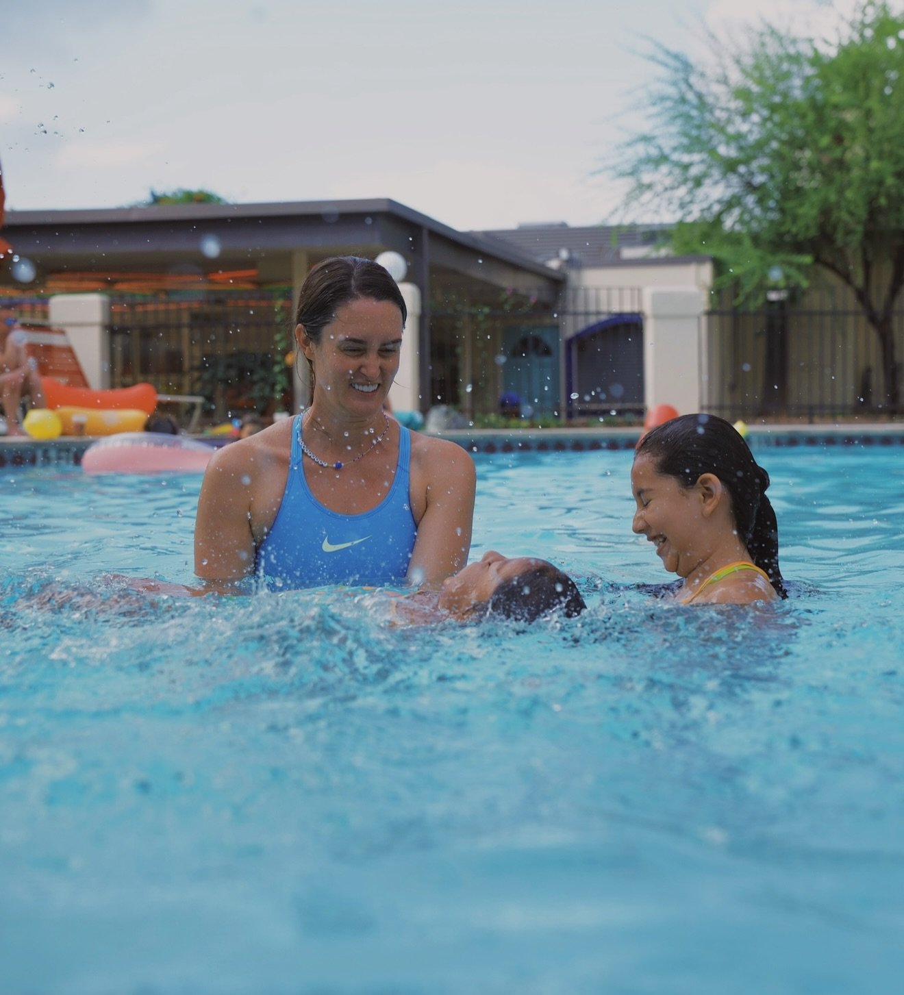 What learning to swim looks like at Tankproof 😊💦