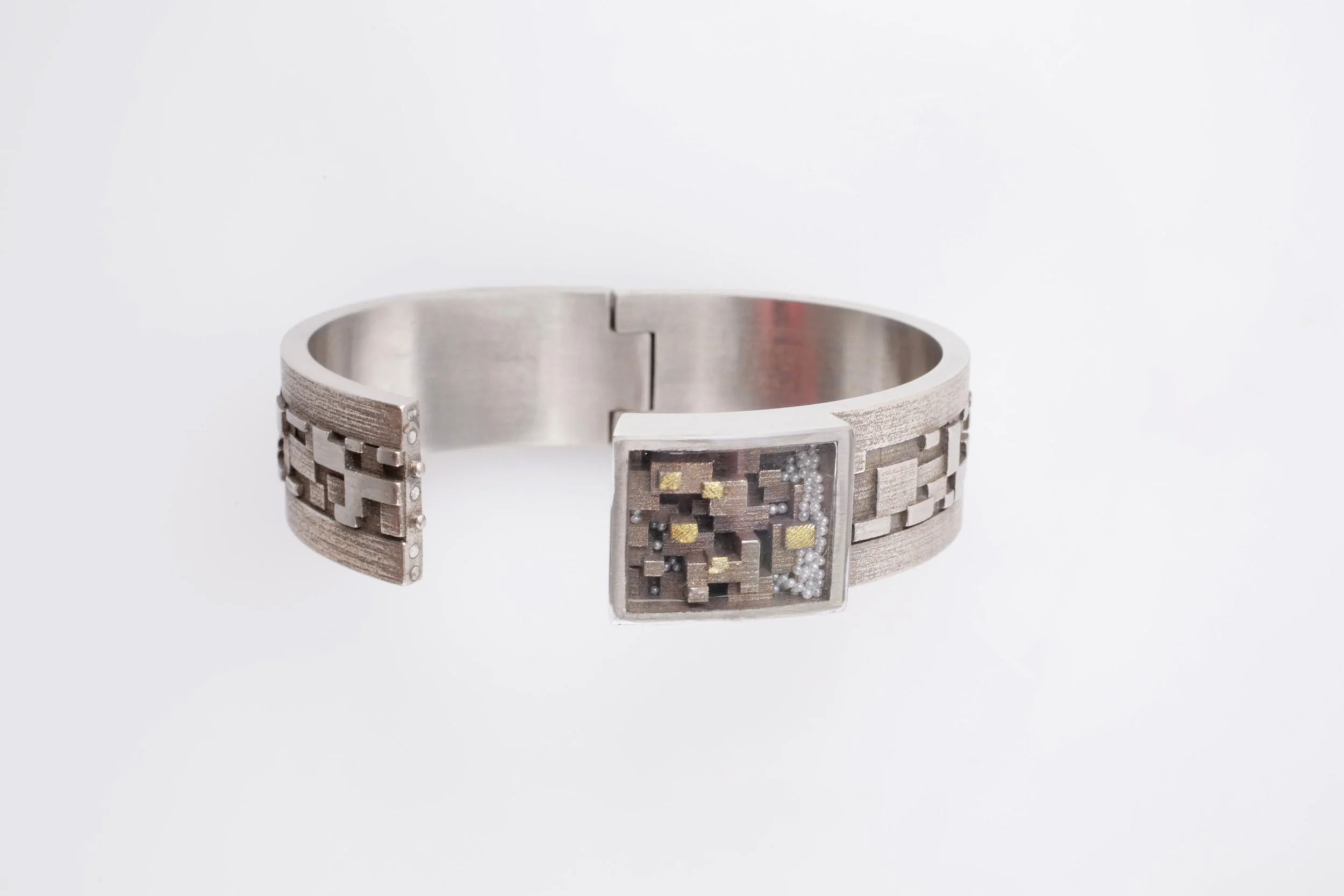 maze bracelet 2.jpg