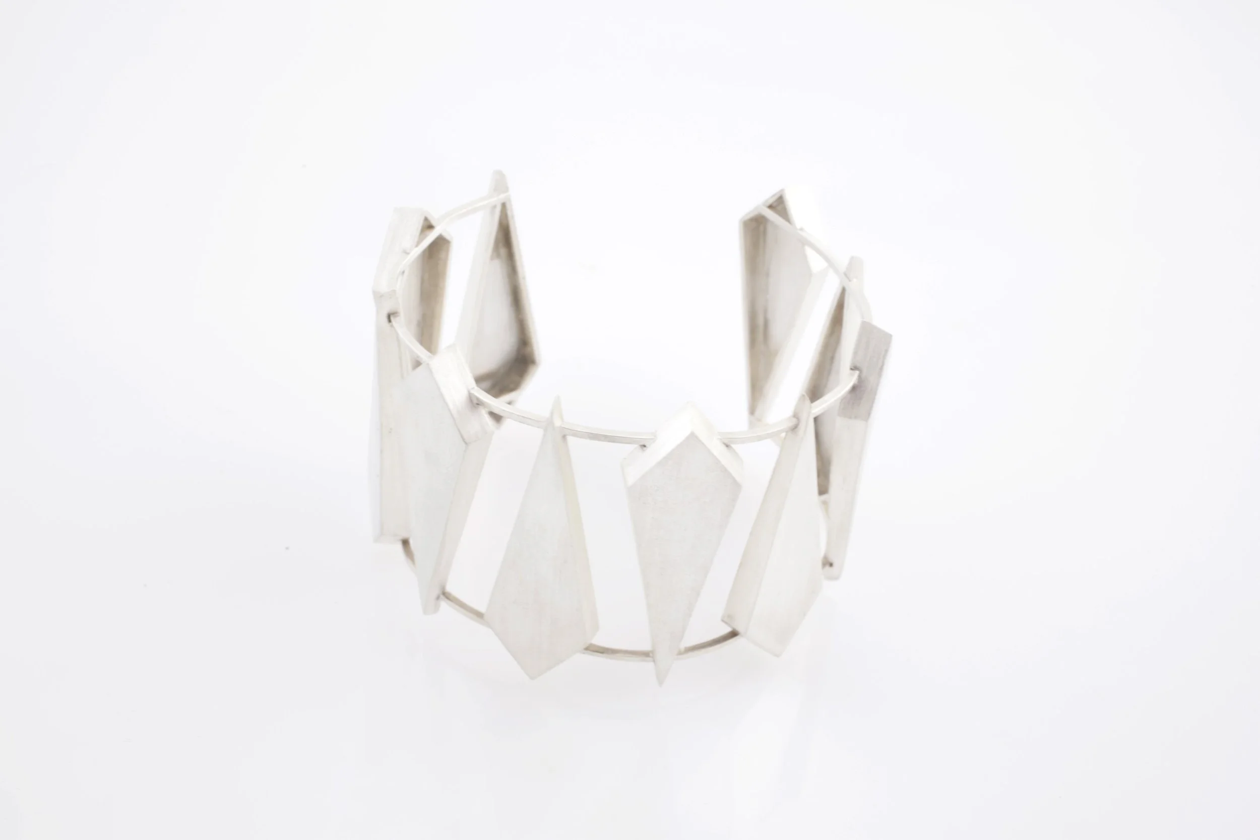 stria bracelet 1.jpg