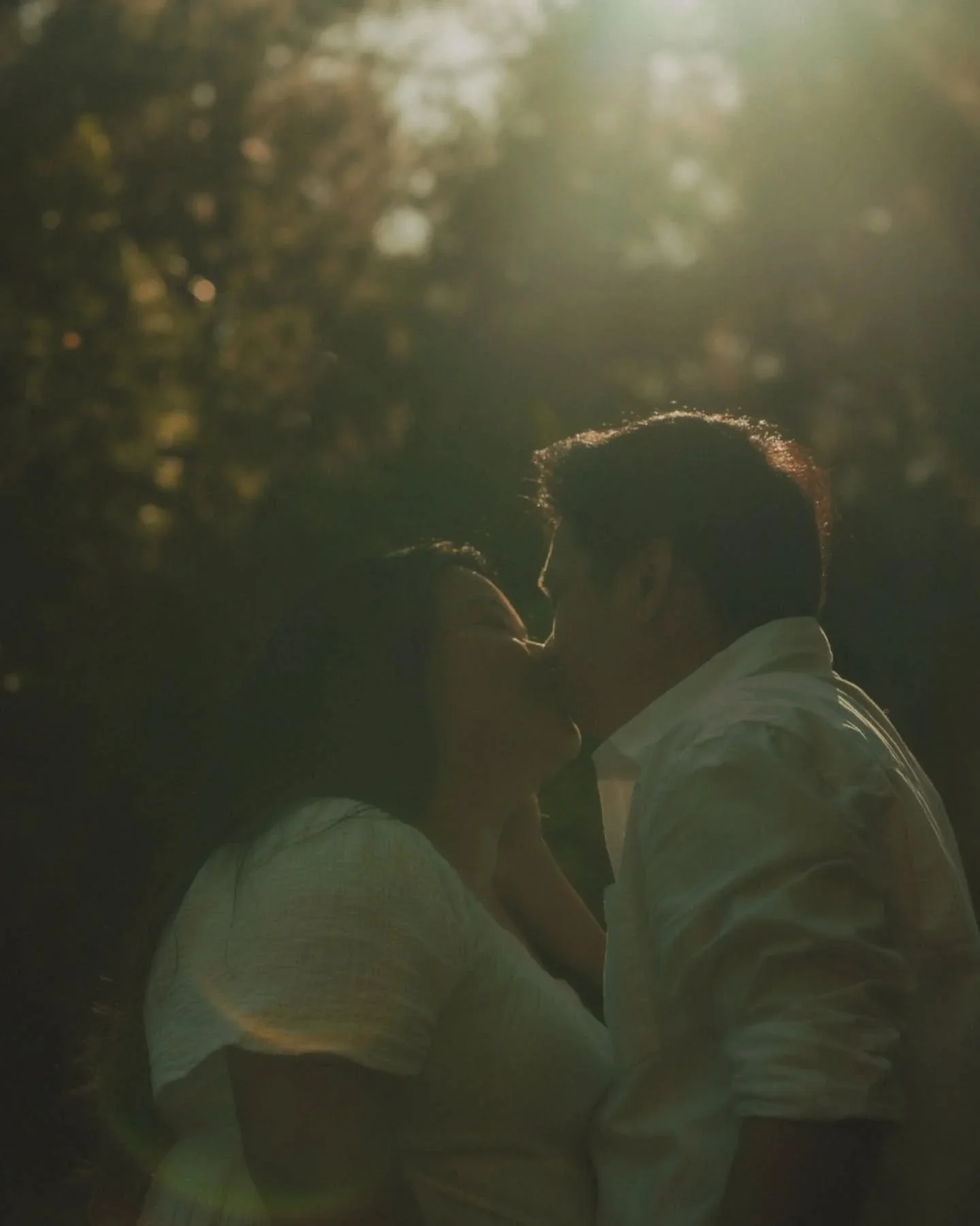 we called this their twilight moment 🌲

Ana &amp; Jake spent their day picnicking amongst the pines, exploring the woods and slow dancing barefoot on the forest floor. truly what more could you ask for x

#elopementphotographer #elopementphotography