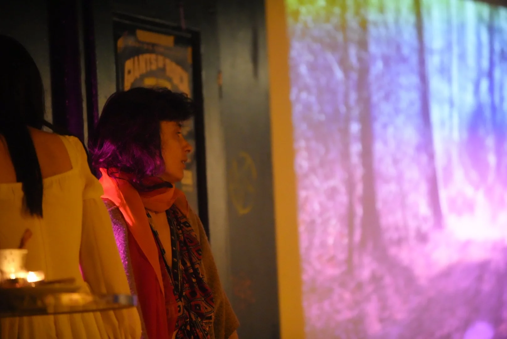 Rythmes, Zürich 2026, Performance au sein d'une installation, assemblage de fer, projection, toiles, objets divers